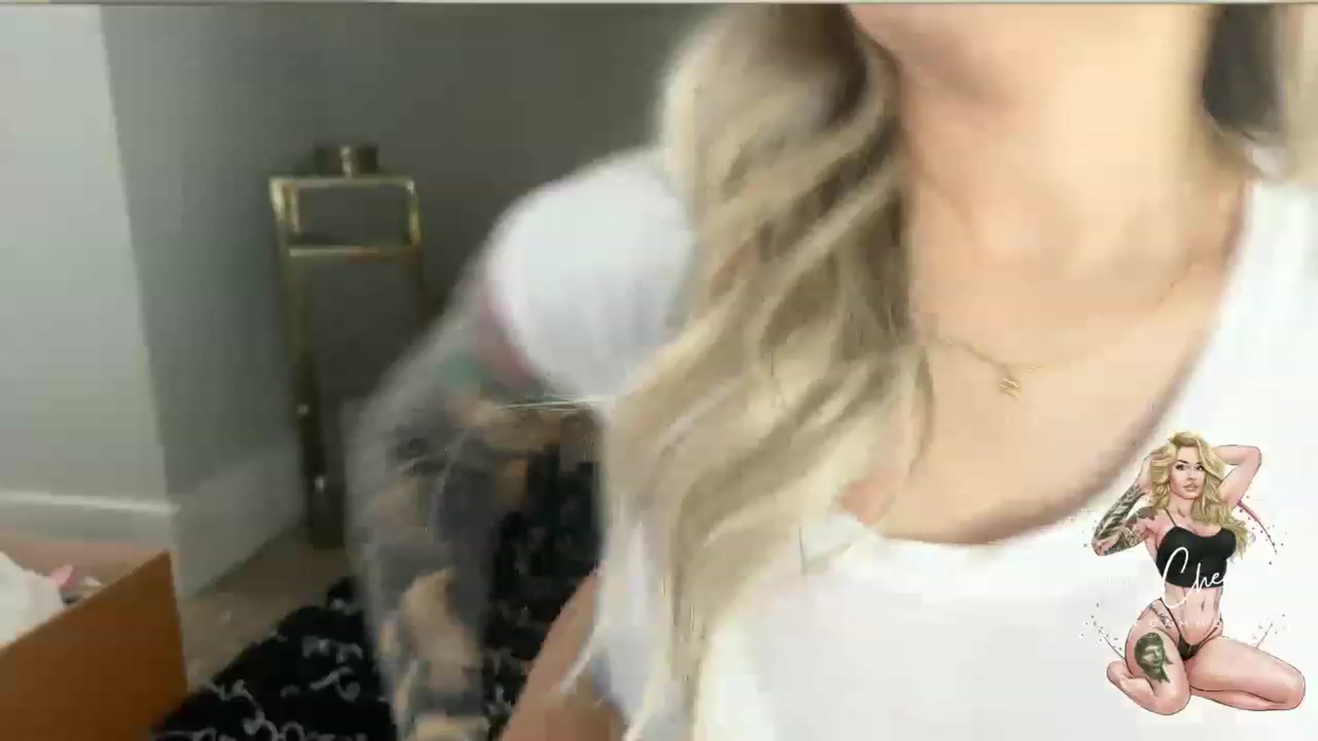 Gallery image thumbnail from MFCCamModel's myfreecams stream on, 03/12/2023, 21:10 image 7 of 20
