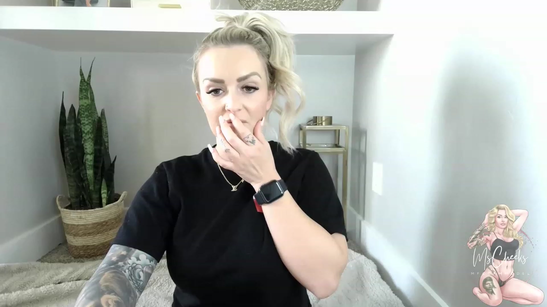 Gallery image thumbnail from MFCCamModel's myfreecams stream on, 05/09/2023, 22:24 image 7 of 20