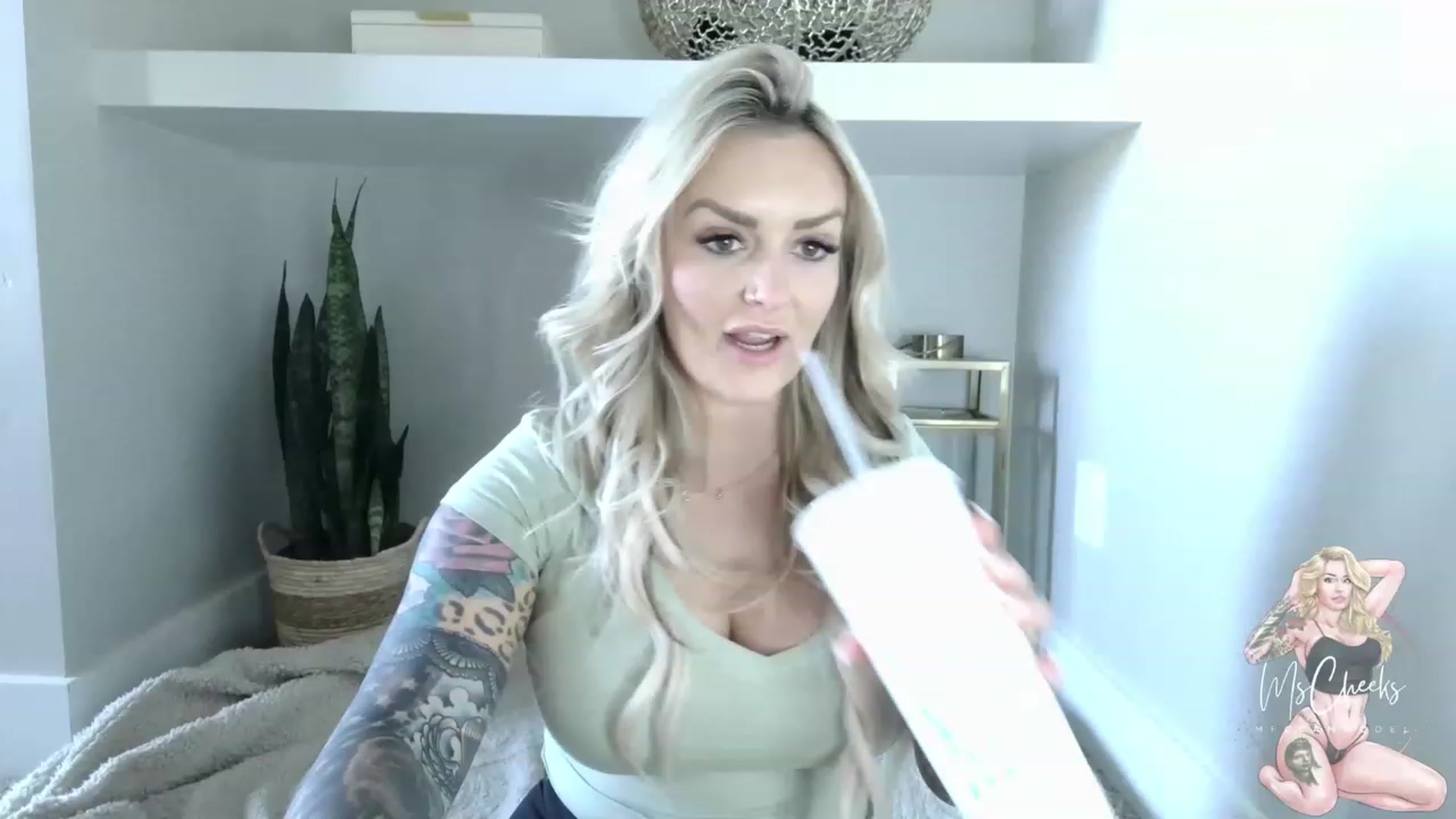 Gallery image thumbnail from MFCCamModel's myfreecams stream on, 05/12/2023, 22:59 image 3 of 20