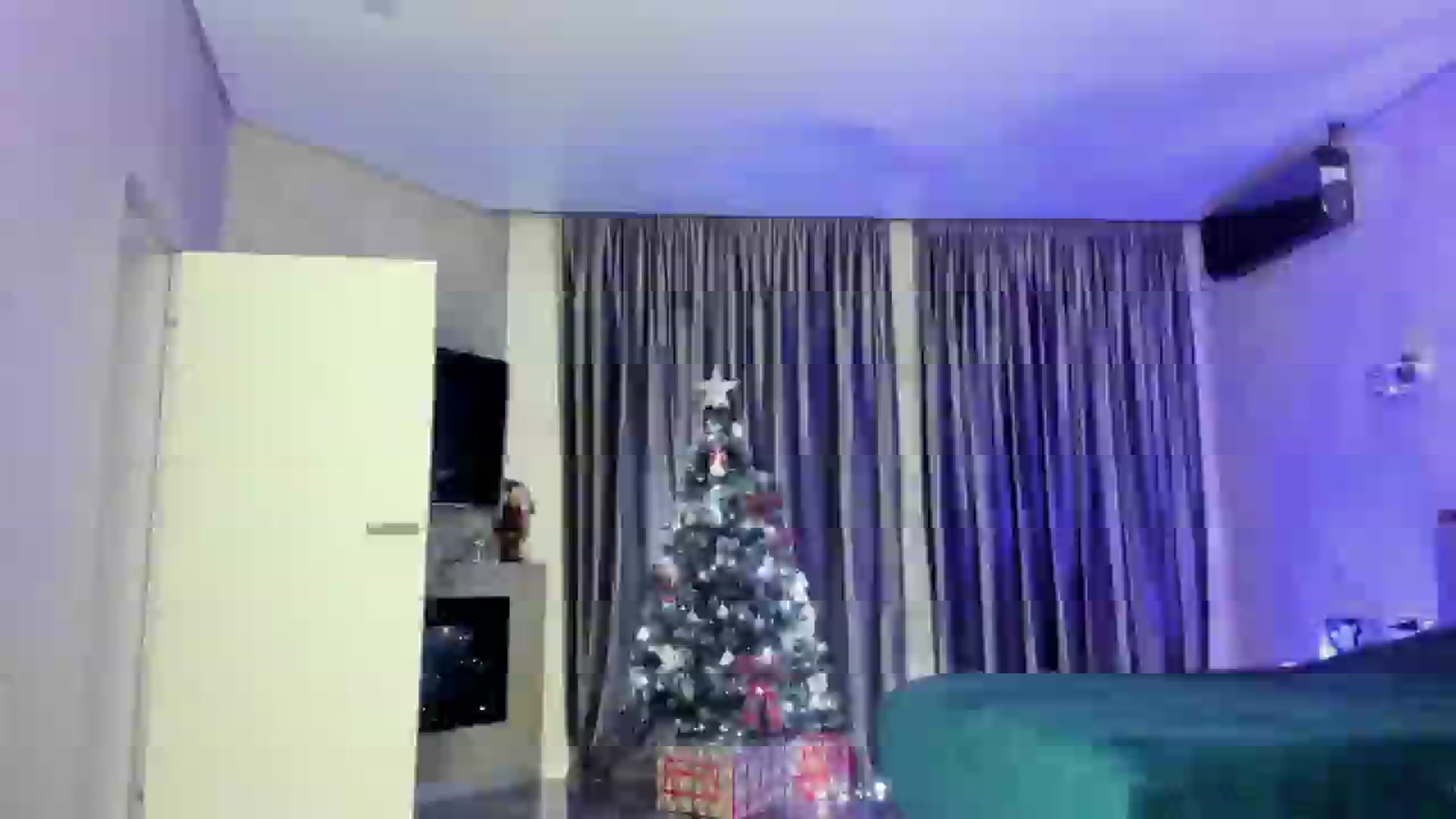 Gallery image thumbnail from MFCKate's myfreecams stream on, 01/07/2025, 21:31 image 16 of 20