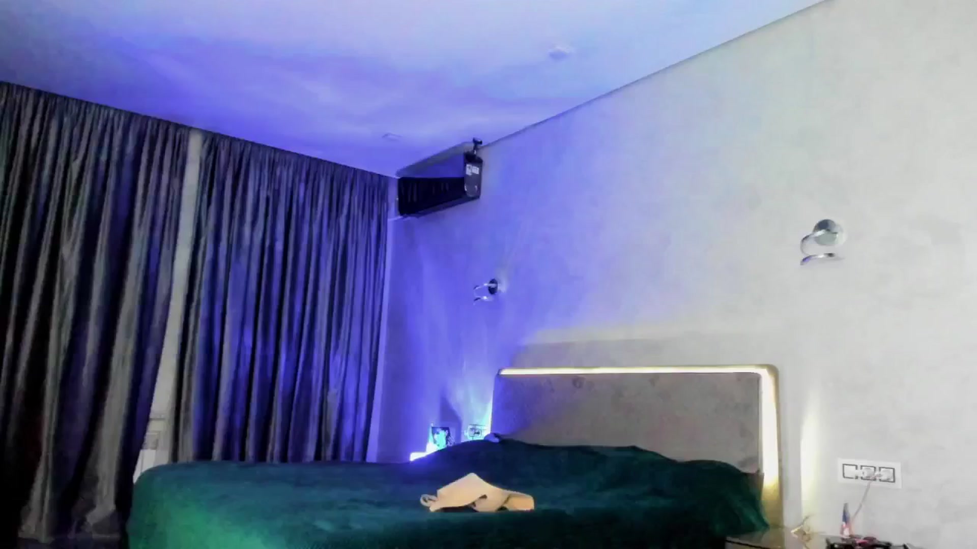 Gallery image thumbnail from MFCKate's myfreecams stream on, 01/09/2025, 19:33 image 20 of 20