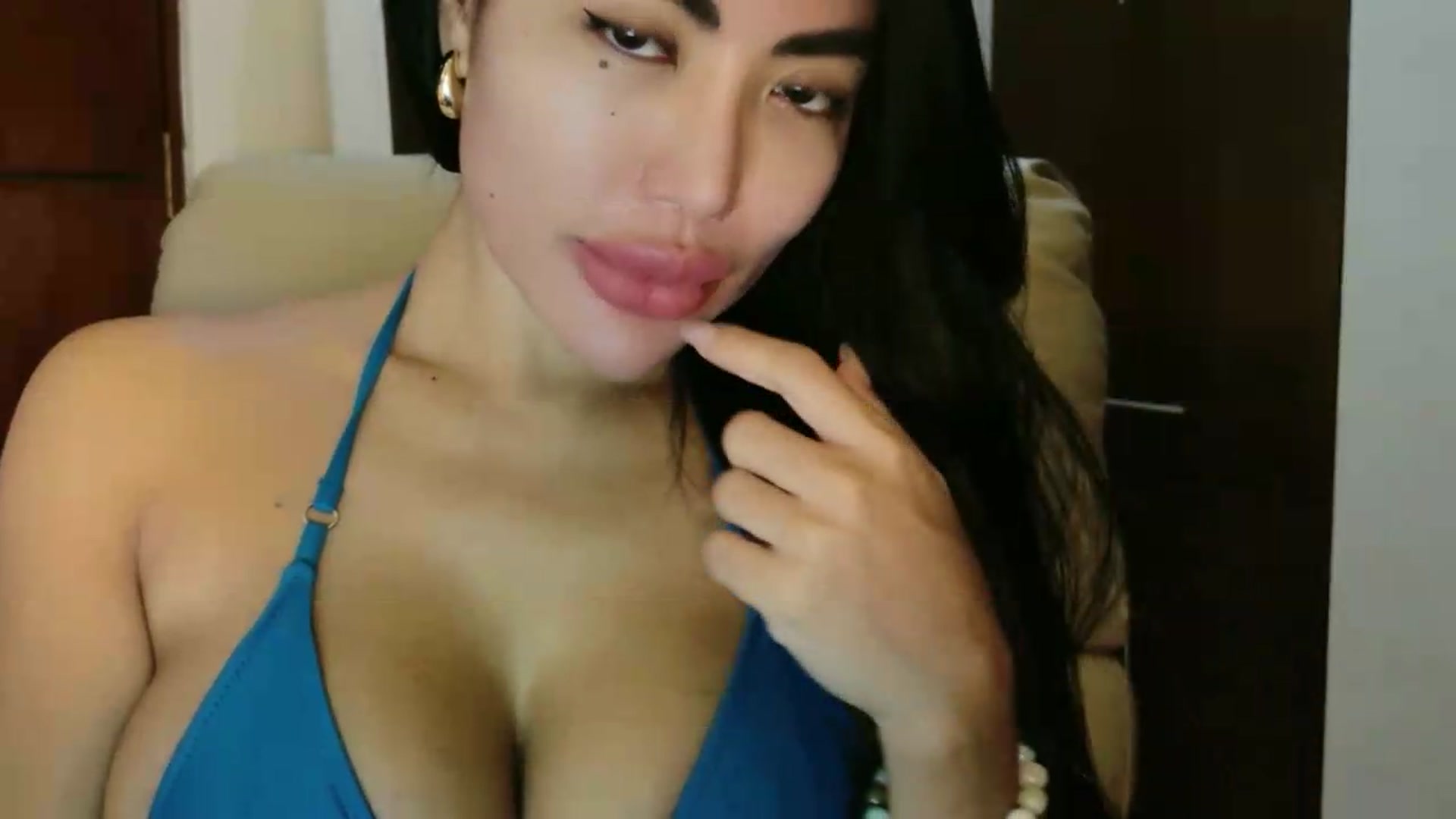 Gallery image thumbnail from MFCgoddess's myfreecams stream on, 07/08/2026, 07:22 image 2 of 20