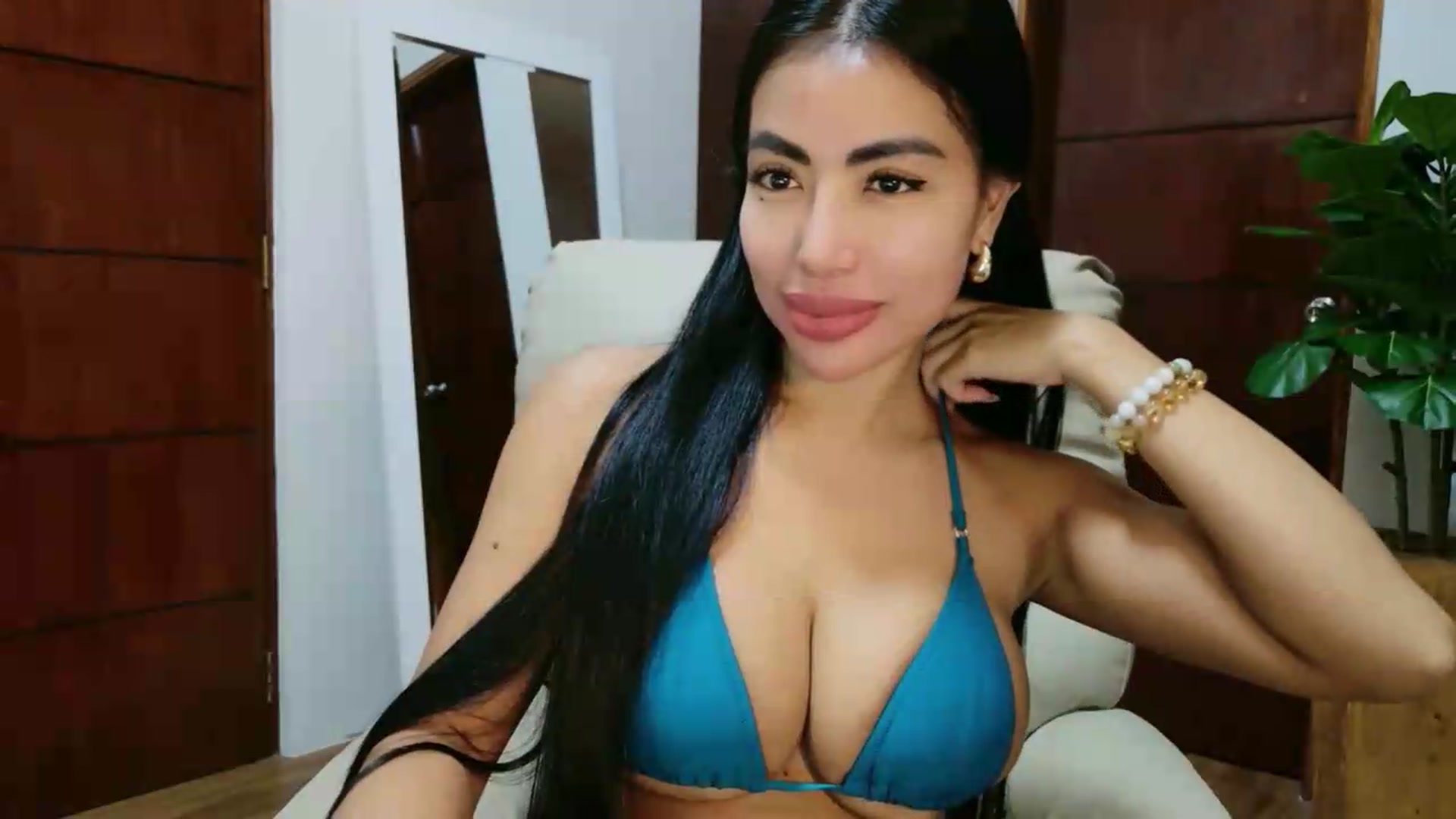 Gallery image thumbnail from MFCgoddess's myfreecams stream on, 07/08/2026, 07:22 image 15 of 20