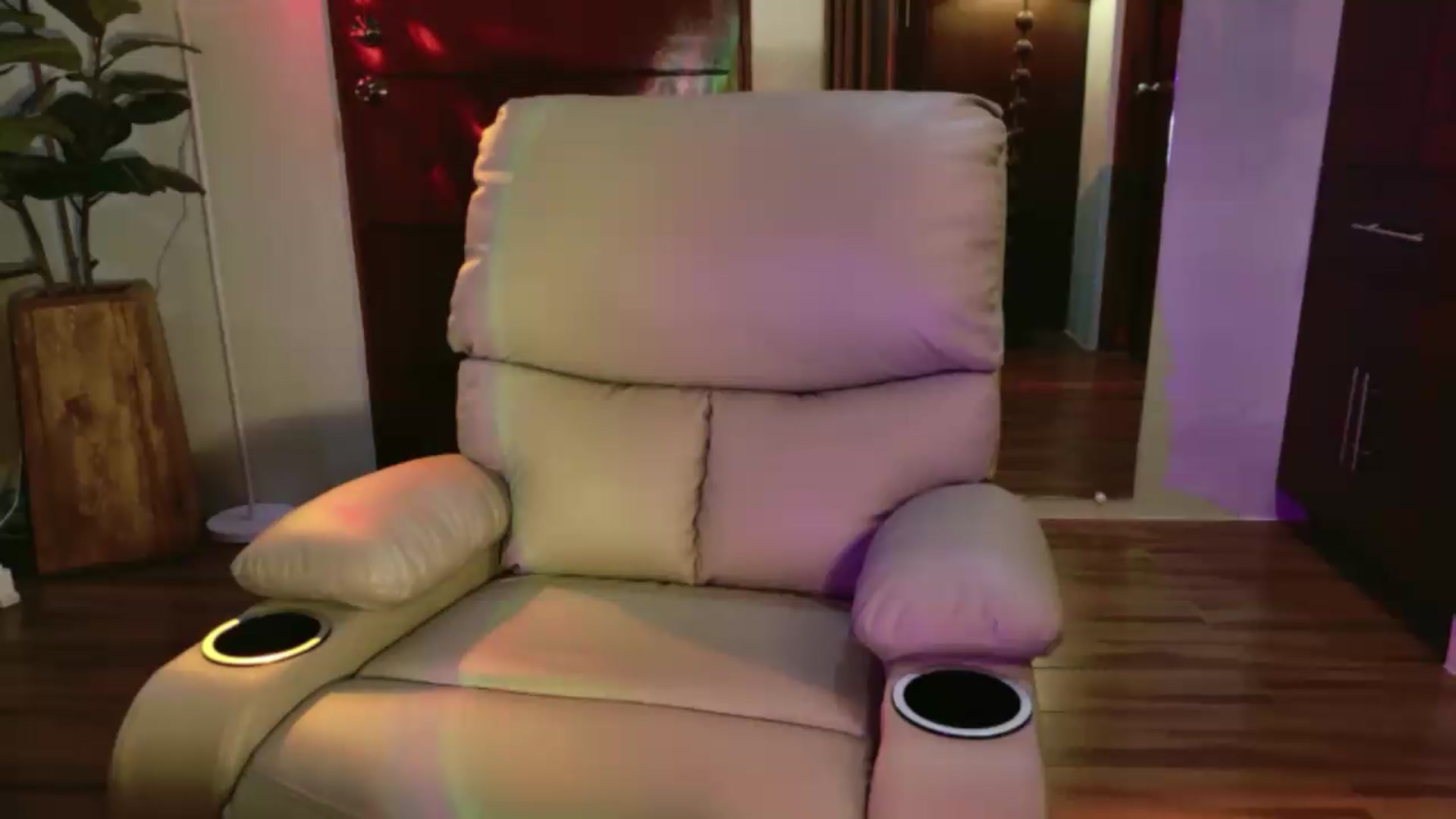 Gallery image thumbnail from MFCgoddess's myfreecams stream on, 09/06/2026, 10:13 image 20 of 20