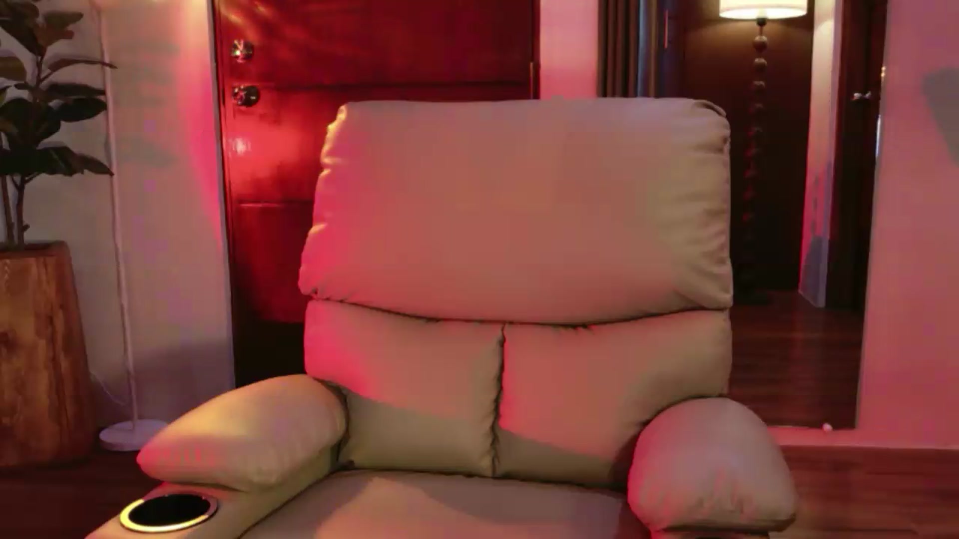 Gallery image thumbnail from MFCgoddess's myfreecams stream on, 09/06/2026, 10:13 image 4 of 20