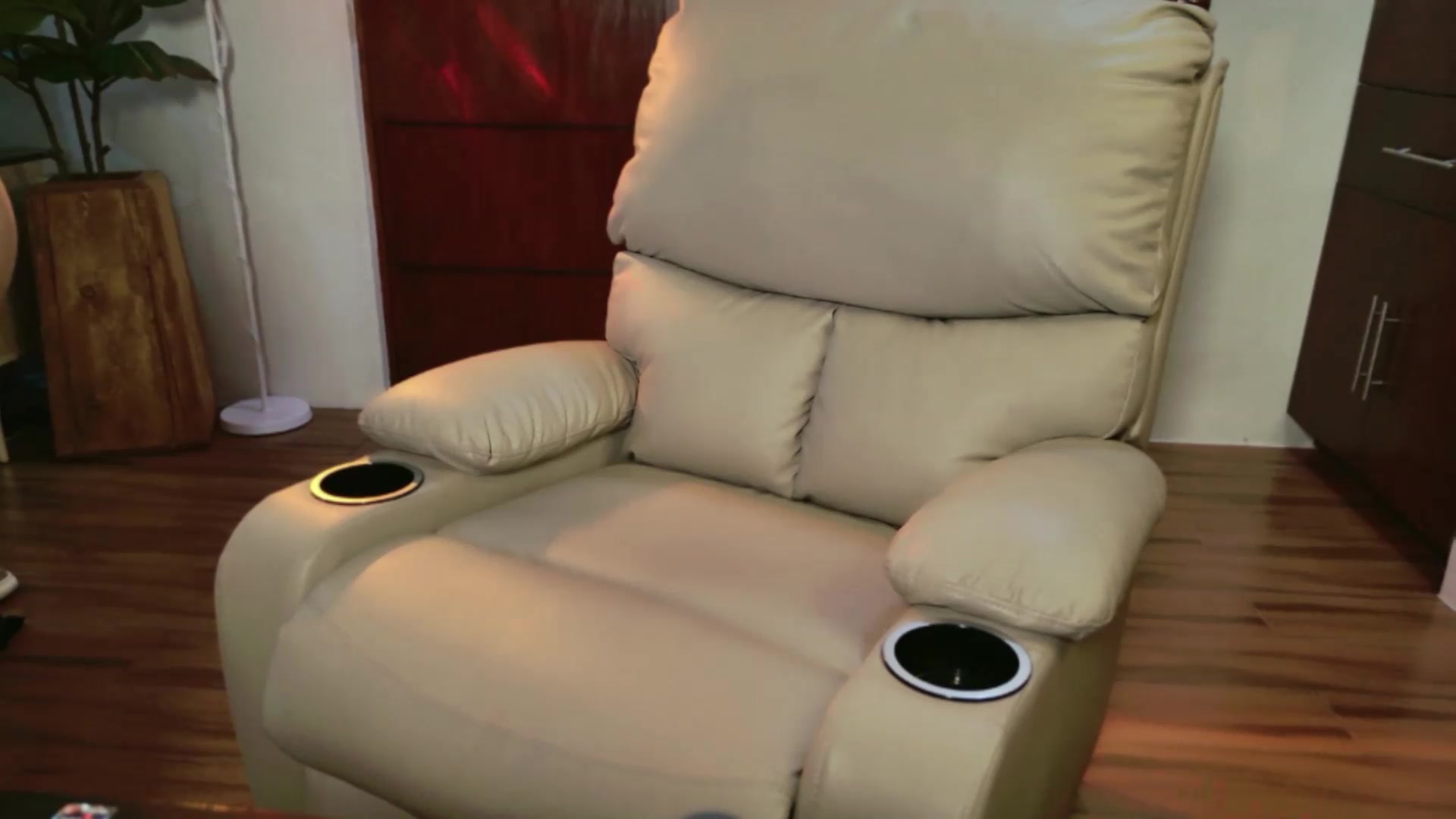Gallery image thumbnail from MFCgoddess's myfreecams stream on, 09/08/2026, 05:48 image 14 of 20