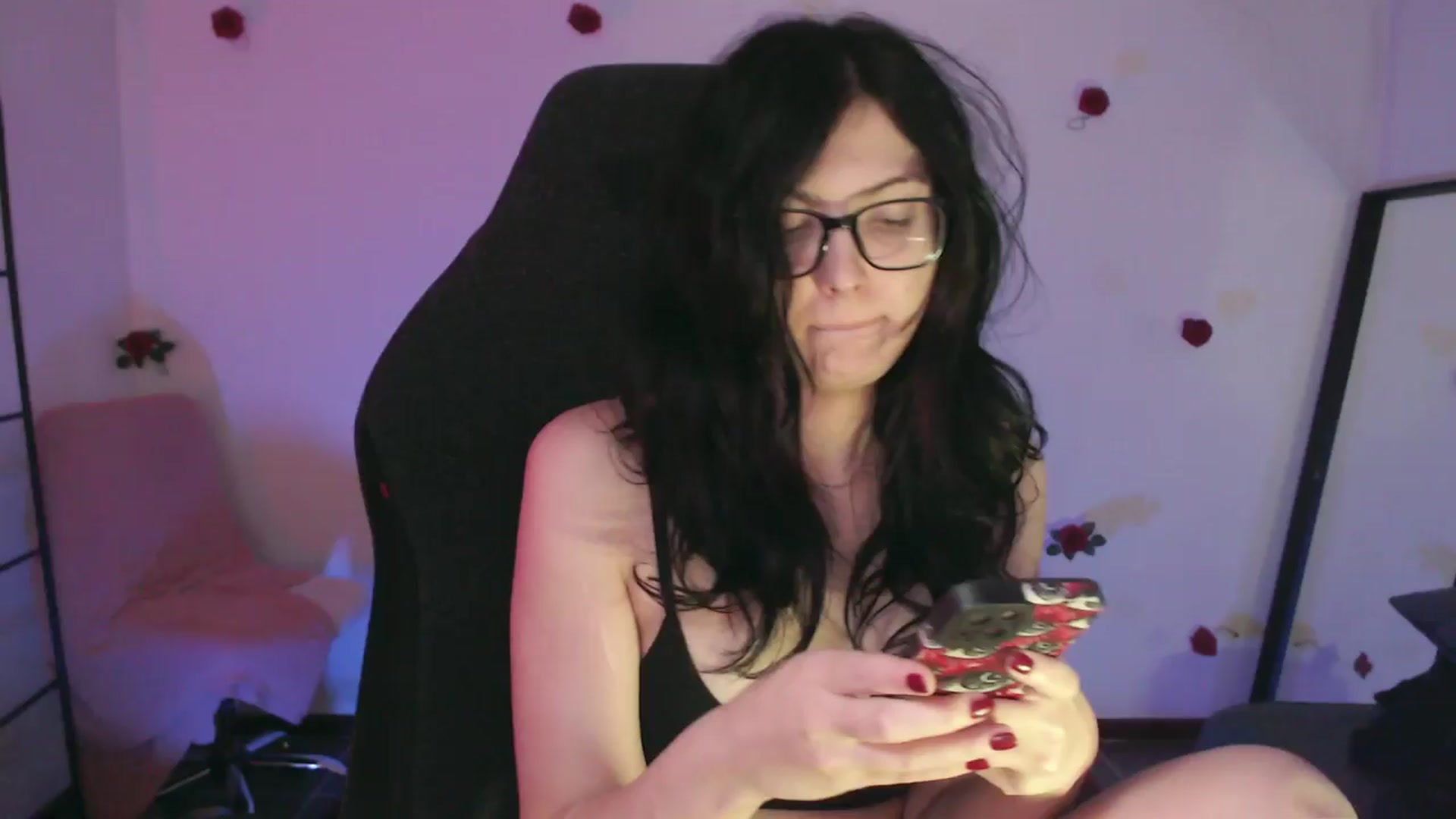 Gallery image thumbnail from MFCsurvivor's myfreecams stream on, 03/22/2024, 04:50 image 19 of 20