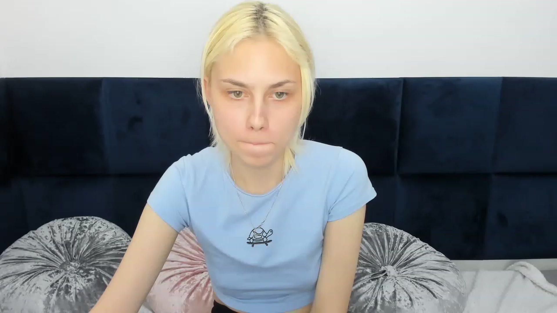 Gallery image thumbnail from MGhont's myfreecams stream on, 04/17/2023, 15:25 image 18 of 20