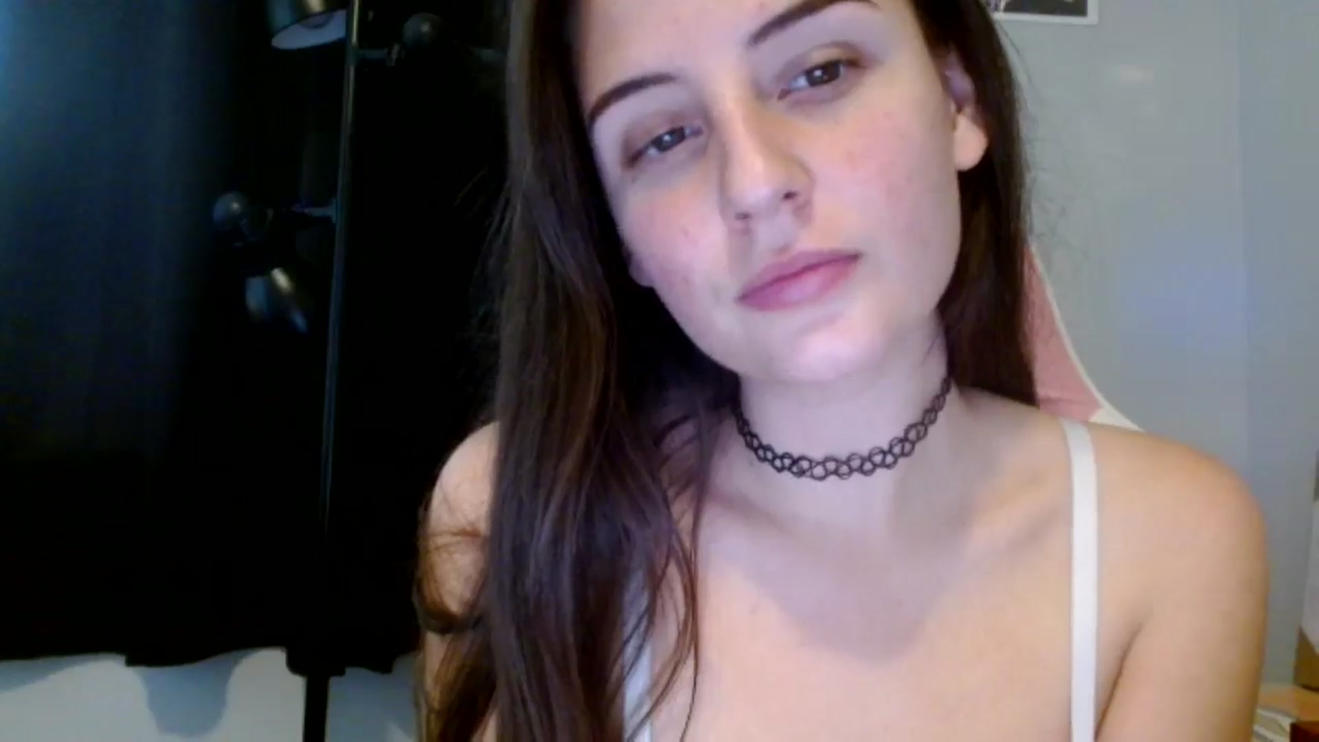 Gallery image thumbnail from MILFMikkiXO's myfreecams stream on, 11/28/2024, 19:14 image 9 of 20