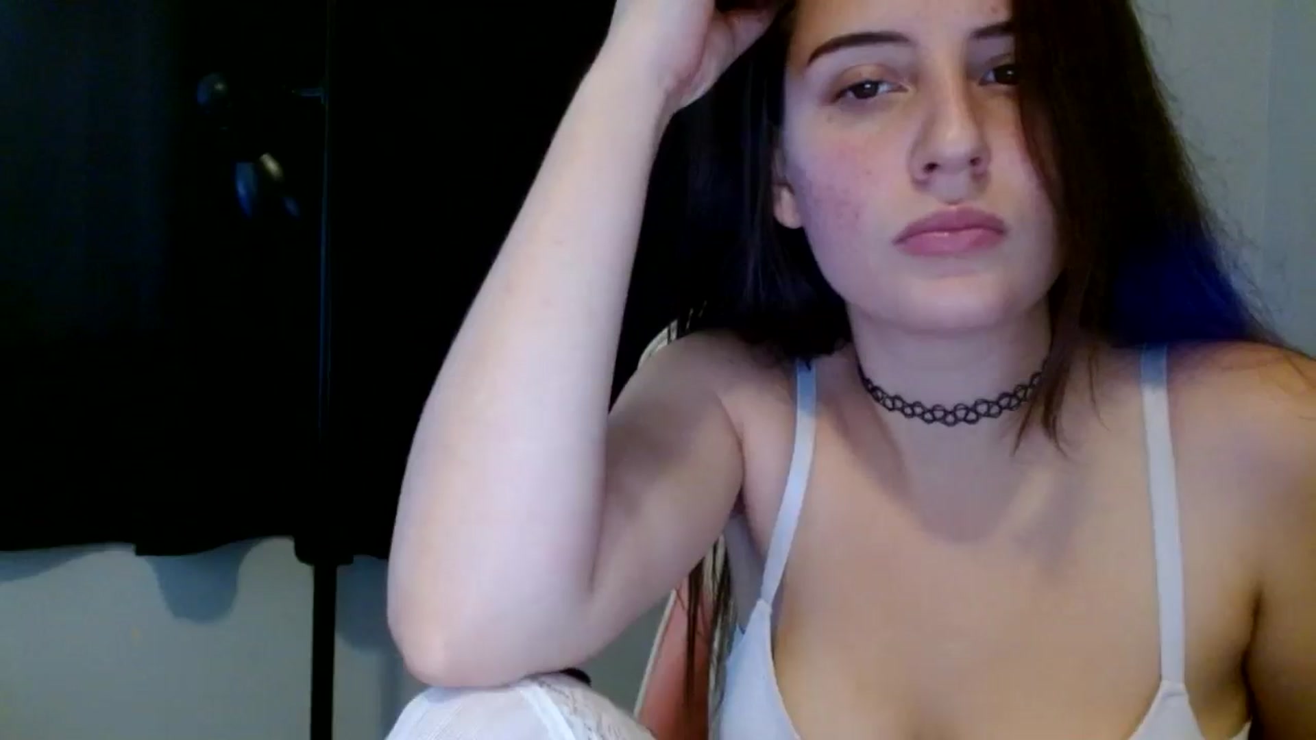 Gallery image thumbnail from MILFMikkiXO's myfreecams stream on, 11/28/2024, 19:14 image 6 of 20