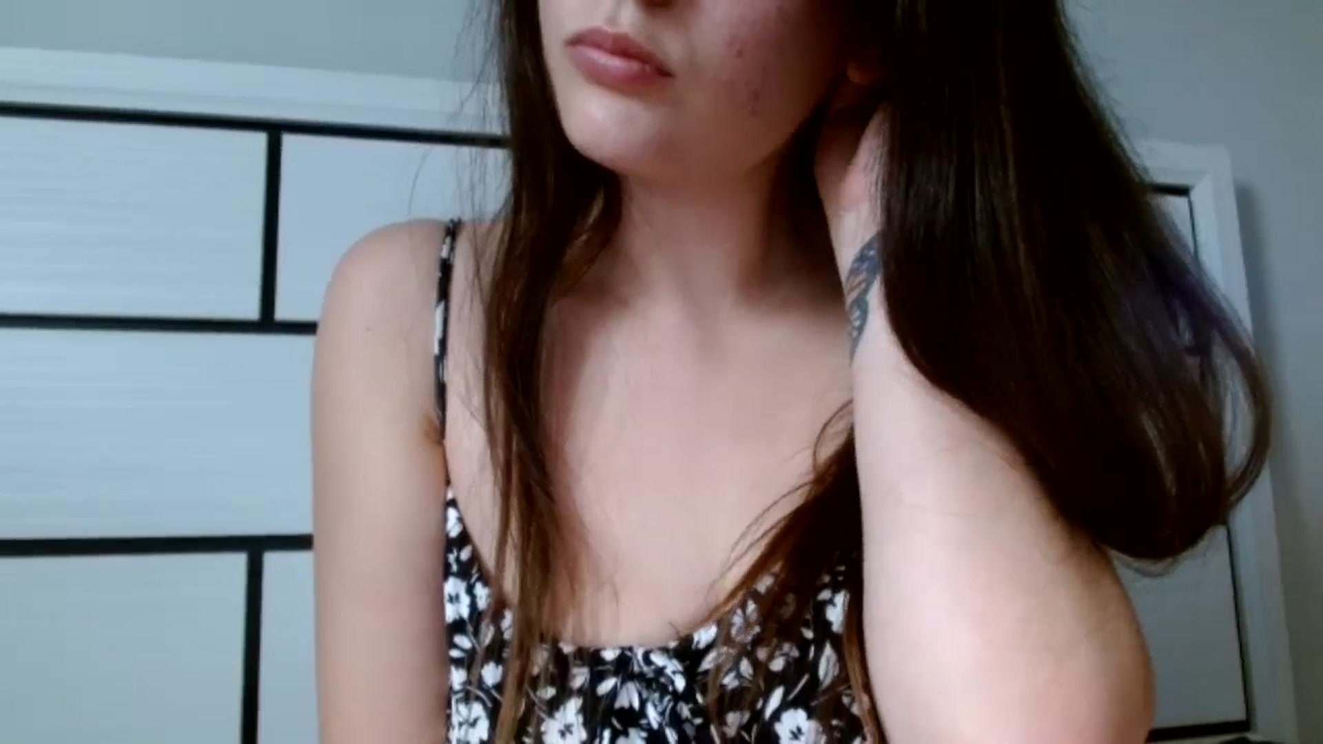 Gallery image thumbnail from MILFMikkiXO's myfreecams stream on, 12/05/2024, 20:37 image 18 of 20