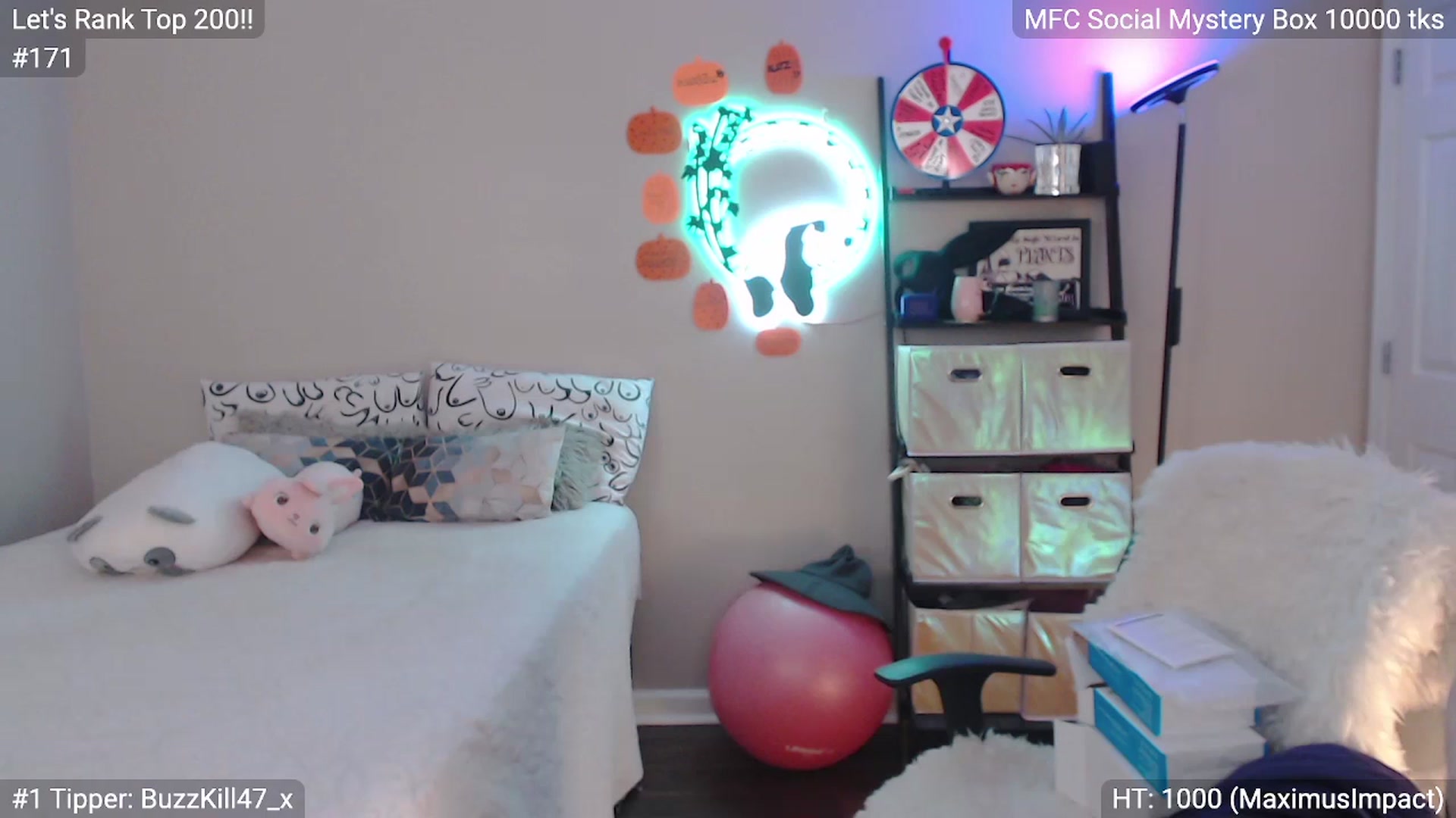 Gallery image thumbnail from MILFMorganRed's myfreecams stream on, 10/22/2025, 03:37 image 8 of 20