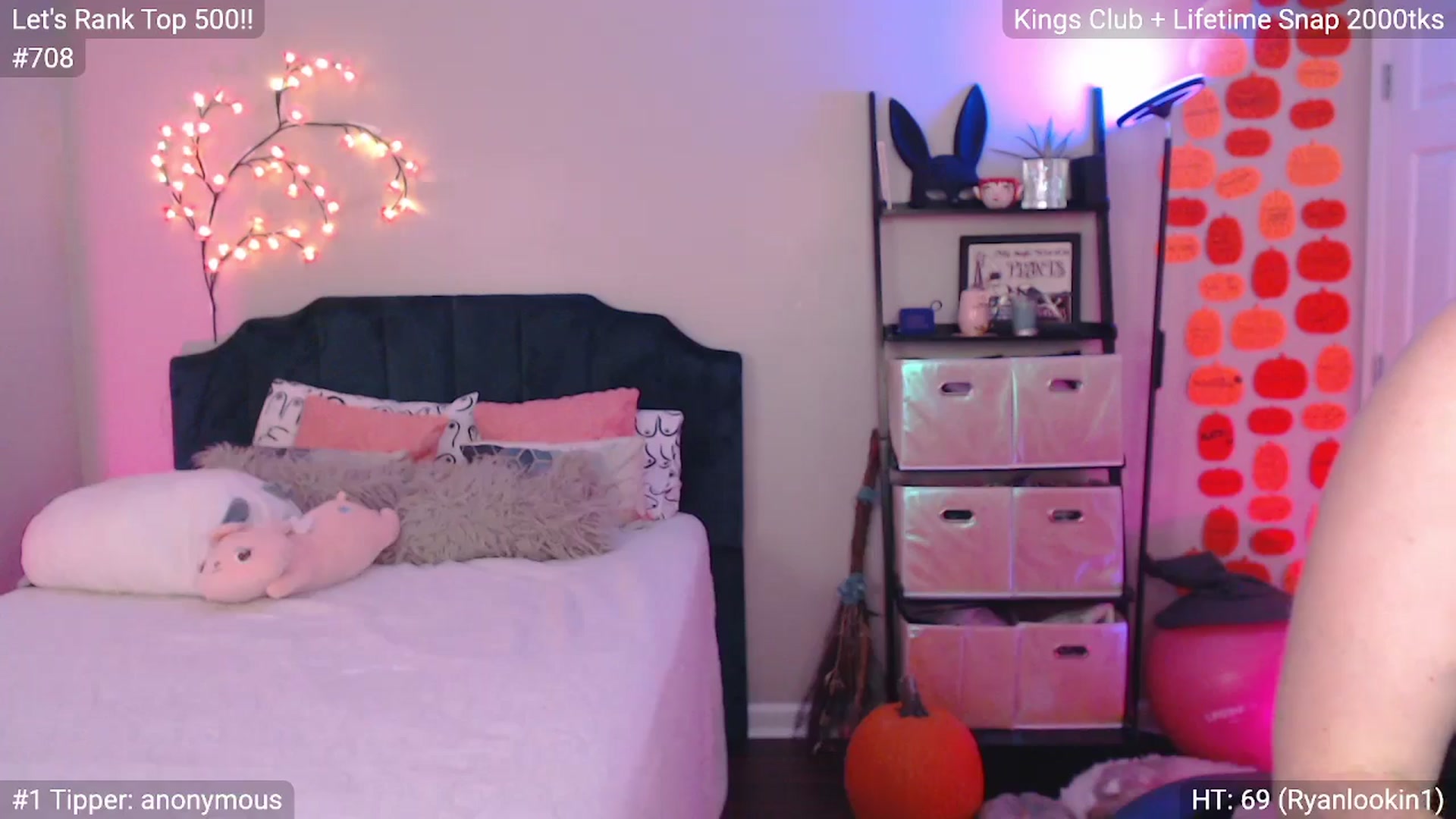 Gallery image thumbnail from MILFMorganRed's myfreecams stream on, 11/21/2025, 01:26 image 18 of 20