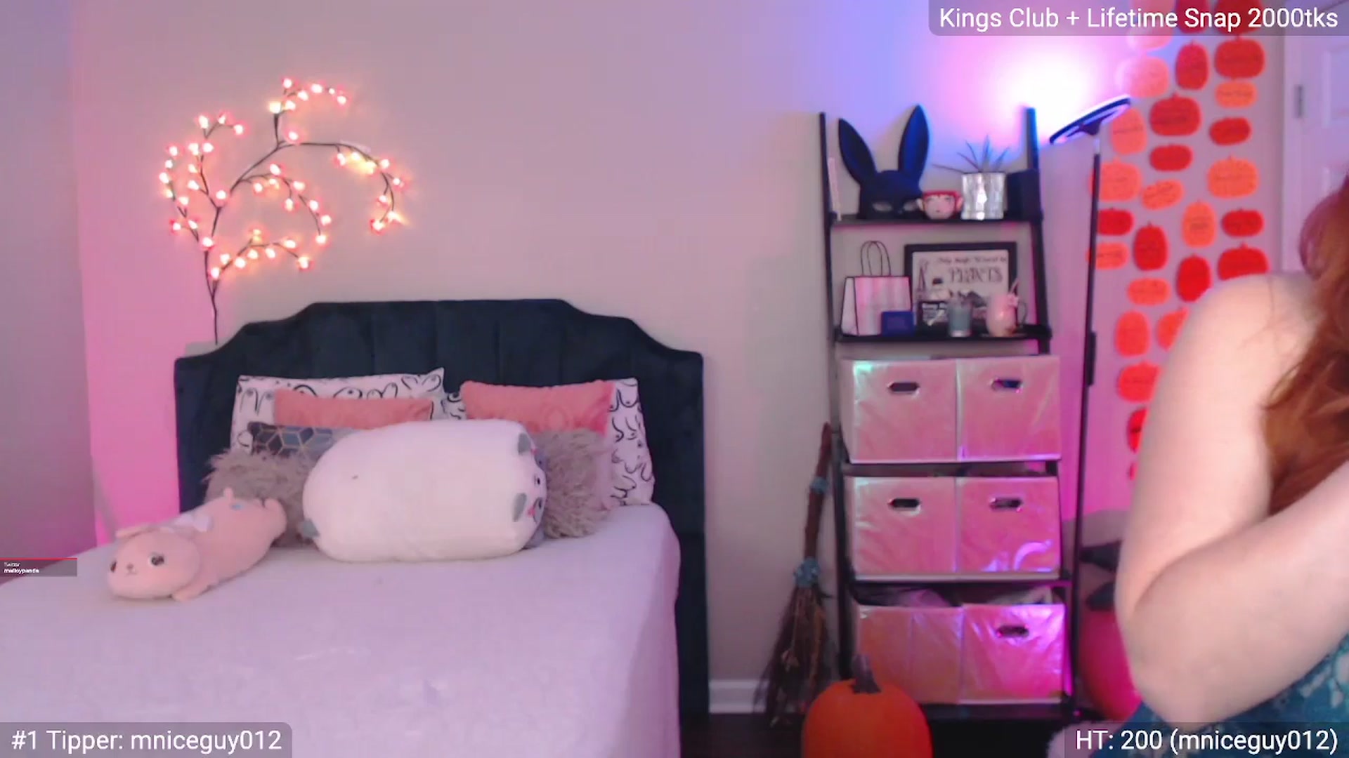 Gallery image thumbnail from MILFMorganRed's myfreecams stream on, 11/25/2025, 08:07 image 12 of 20
