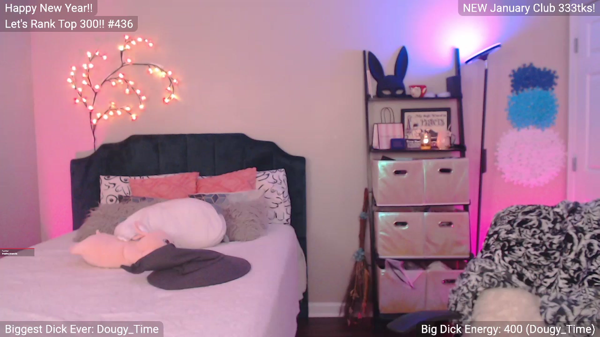 Gallery image thumbnail from MILFMorganRed's myfreecams stream on, 01/05/2026, 24:00 image 4 of 20