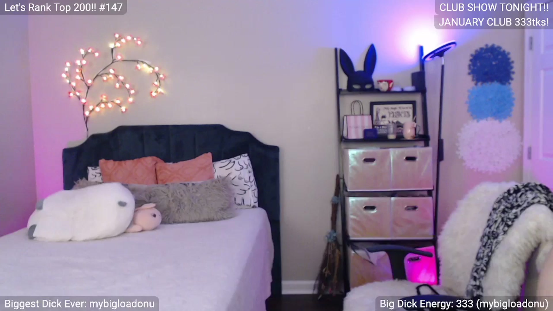 Gallery image thumbnail from MILFMorganRed's myfreecams stream on, 01/14/2026, 24:29 image 13 of 20