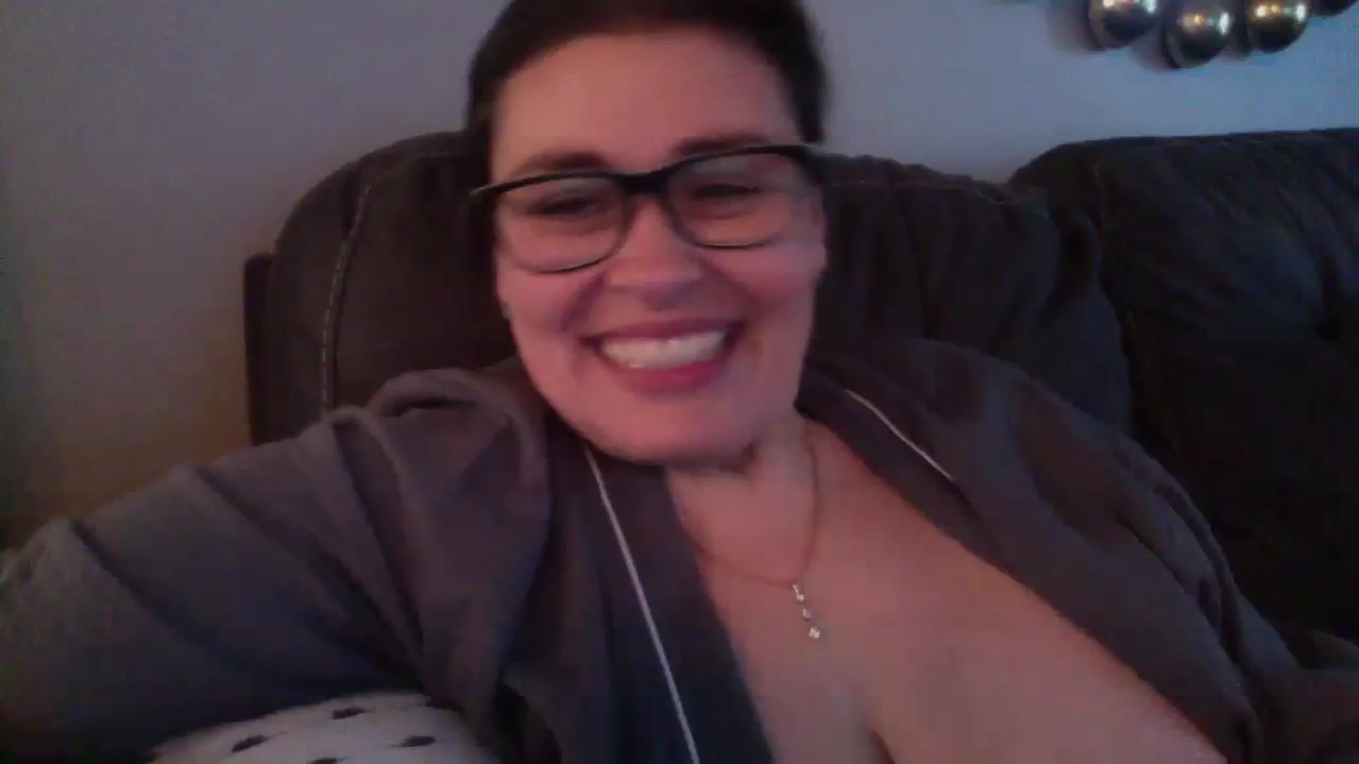 Gallery image thumbnail from MILF_Kori's myfreecams stream on, 12/31/2023, 18:46 image 1 of 20