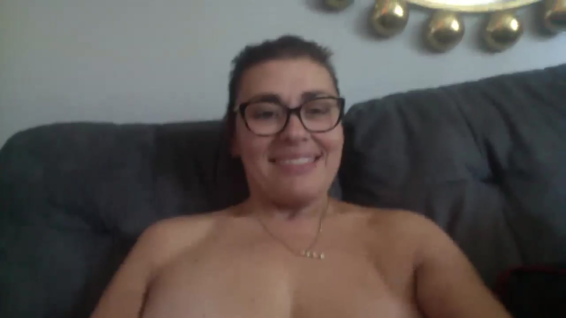 Gallery image thumbnail from MILF_Kori's myfreecams stream on, 05/13/2024, 13:53 image 10 of 20