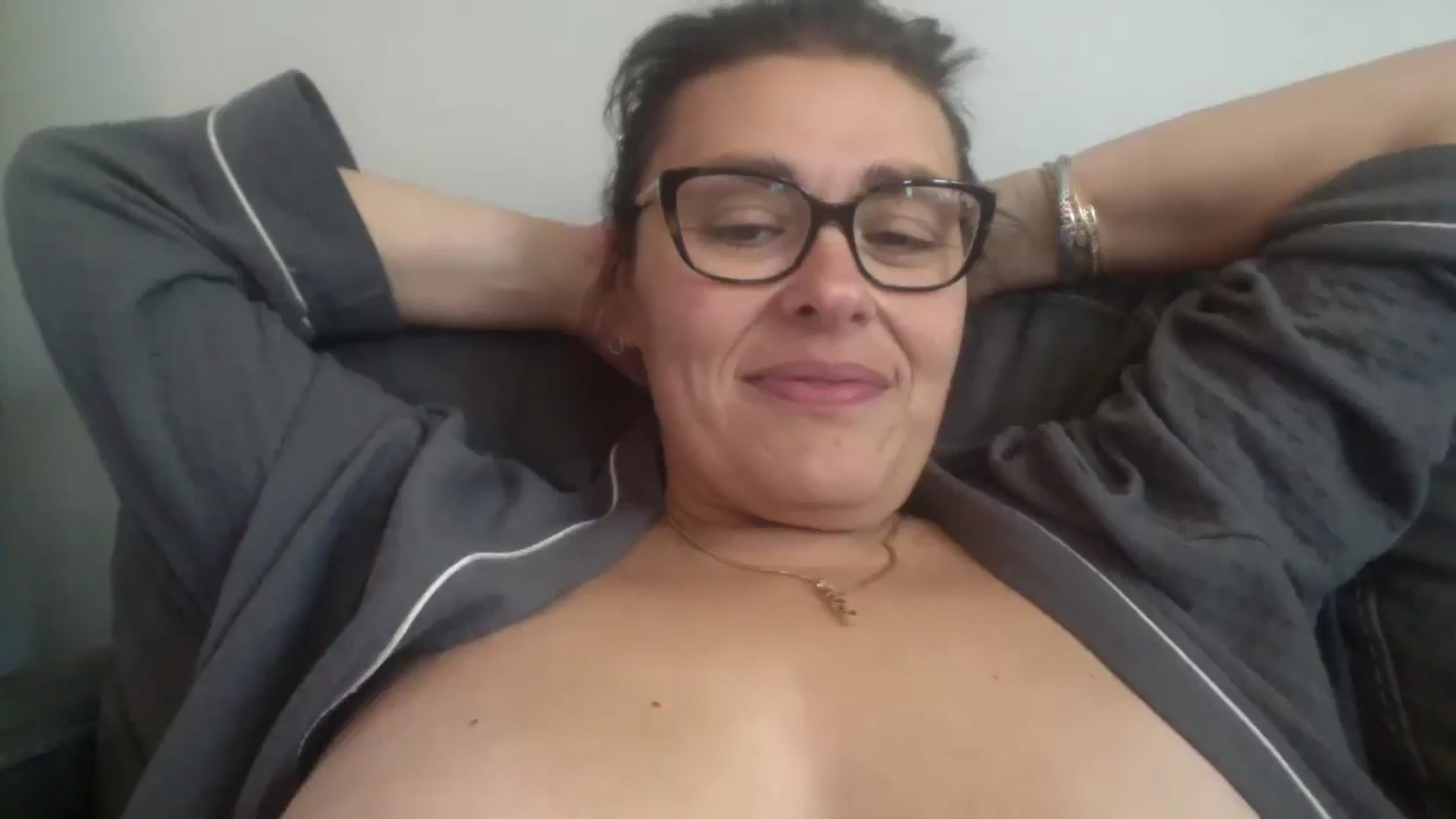 Gallery image thumbnail from MILF_Kori's myfreecams stream on, 05/13/2024, 15:25 image 5 of 20