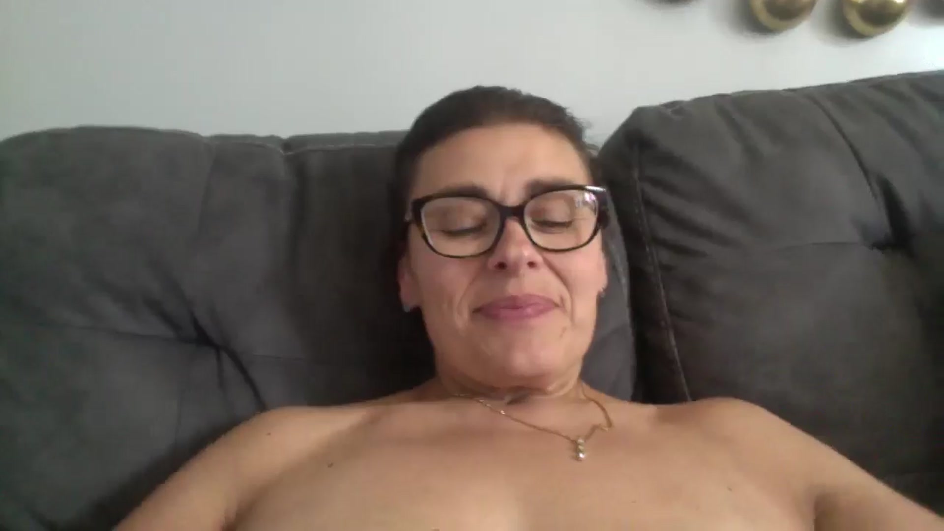 Gallery image thumbnail from MILF_Kori's myfreecams stream on, 05/22/2024, 15:11 image 11 of 20