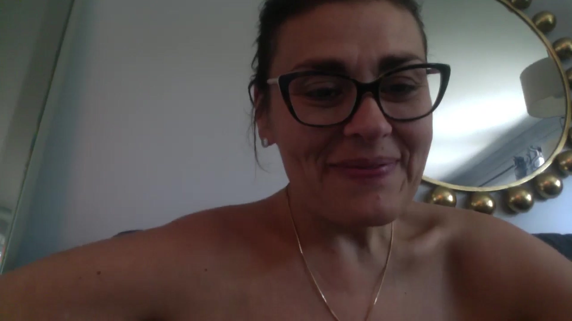 Gallery image thumbnail from MILF_Kori's myfreecams stream on, 05/27/2024, 15:44 image 9 of 20