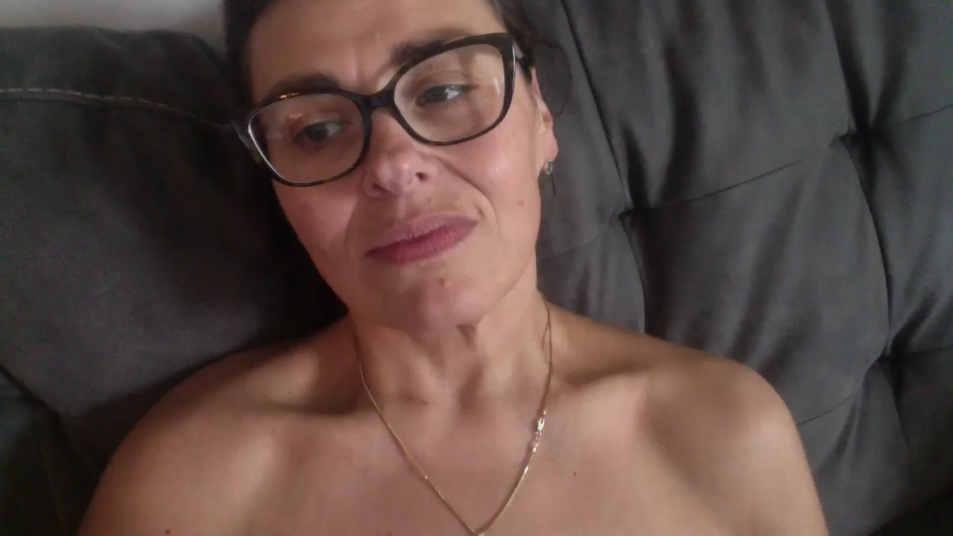 Gallery image thumbnail from MILF_Kori's myfreecams stream on, 06/01/2024, 21:14 image 17 of 20