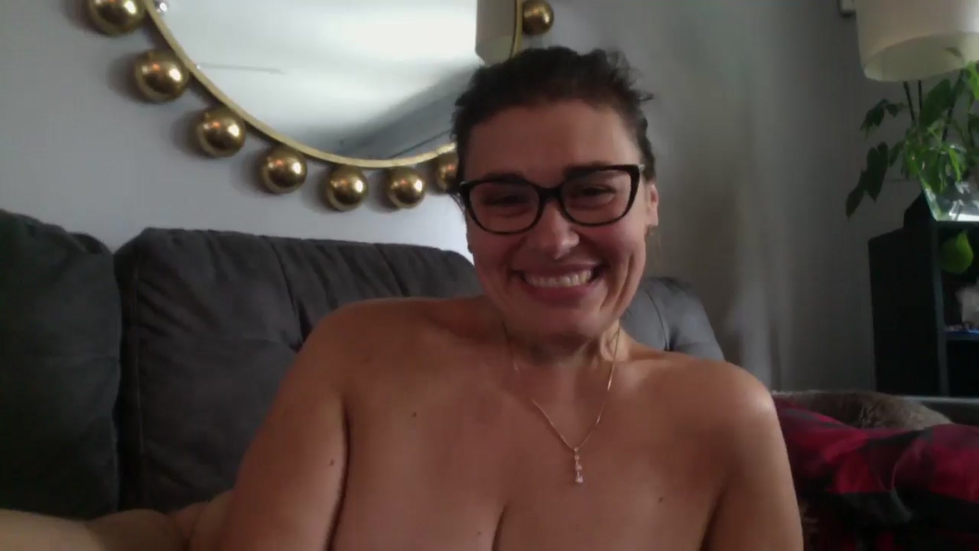 Gallery image thumbnail from MILF_Kori's myfreecams stream on, 06/10/2024, 14:38 image 17 of 20