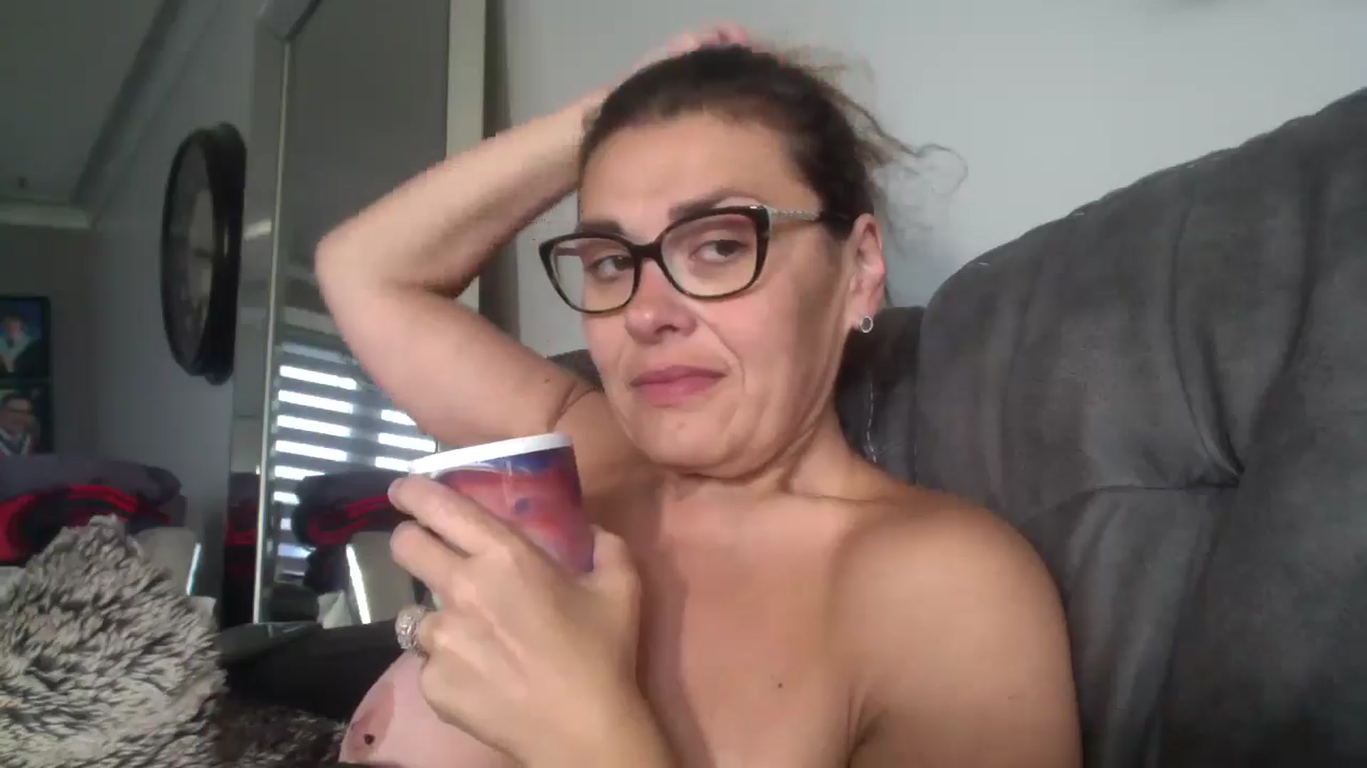 Gallery image thumbnail from MILF_Kori's myfreecams stream on, 06/24/2024, 12:06 image 5 of 20