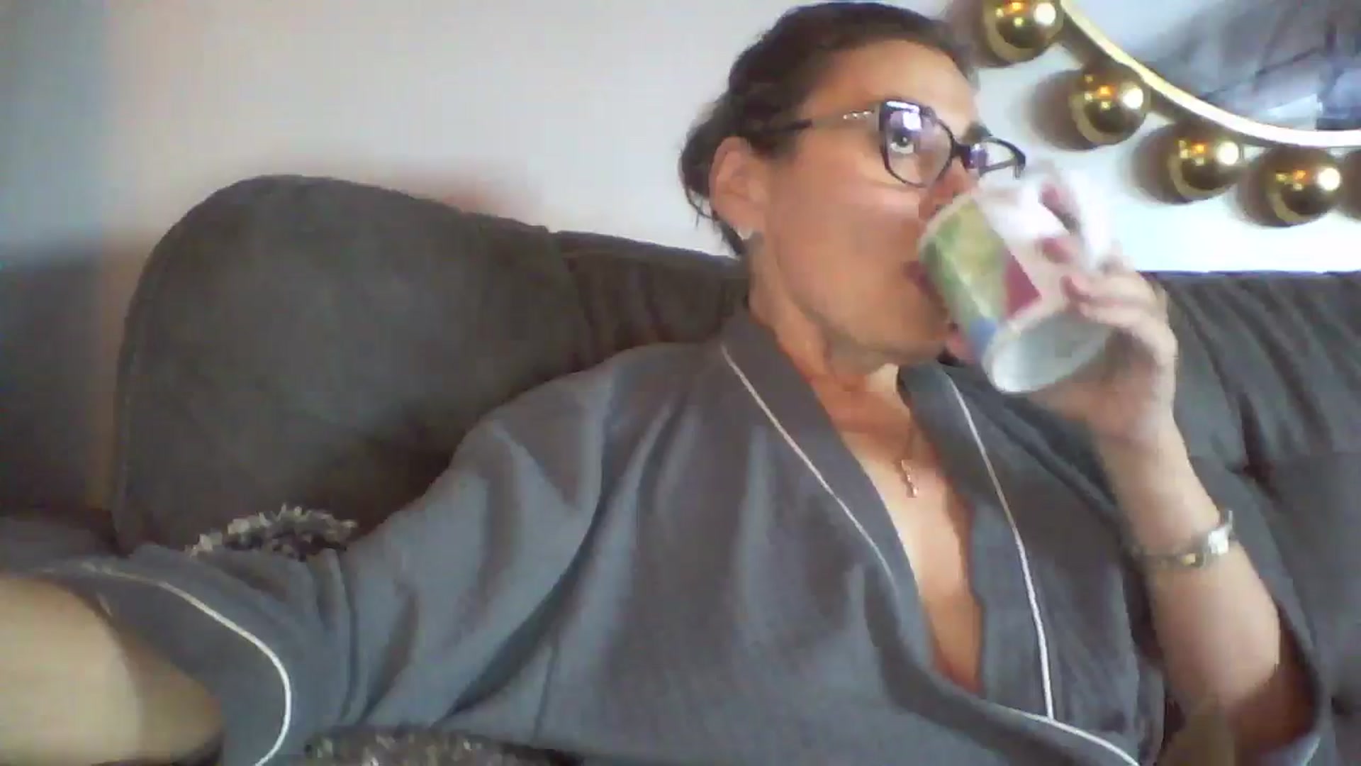 Gallery image thumbnail from MILF_Kori's myfreecams stream on, 10/28/2024, 12:53 image 12 of 20