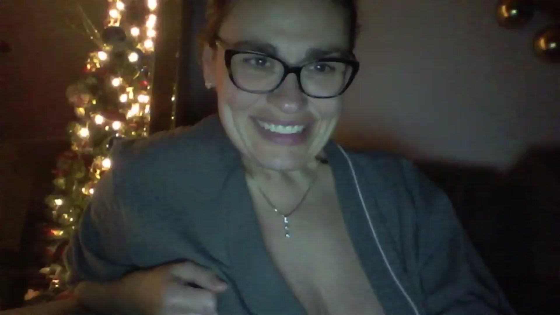 Gallery image thumbnail from MILF_Kori's myfreecams stream on, 11/10/2024, 11:21 image 11 of 20