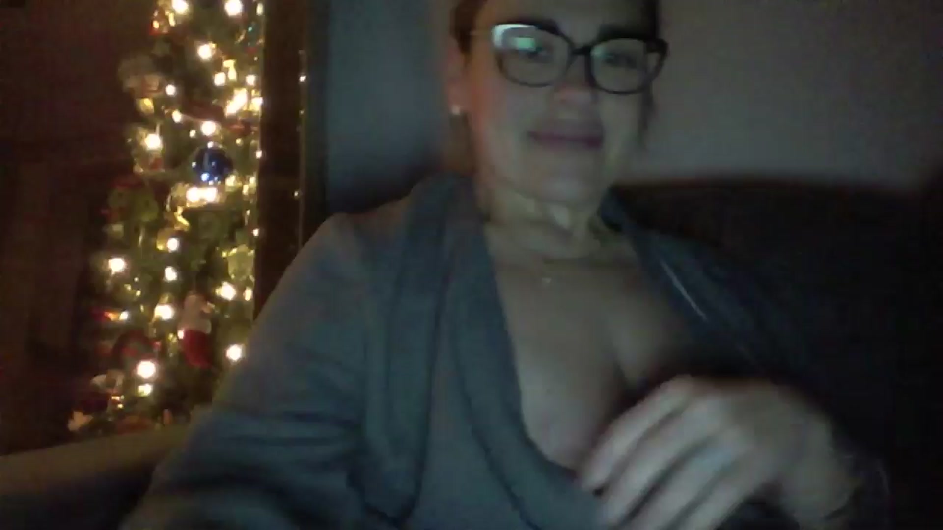 Gallery image thumbnail from MILF_Kori's myfreecams stream on, 11/10/2024, 11:21 image 1 of 20