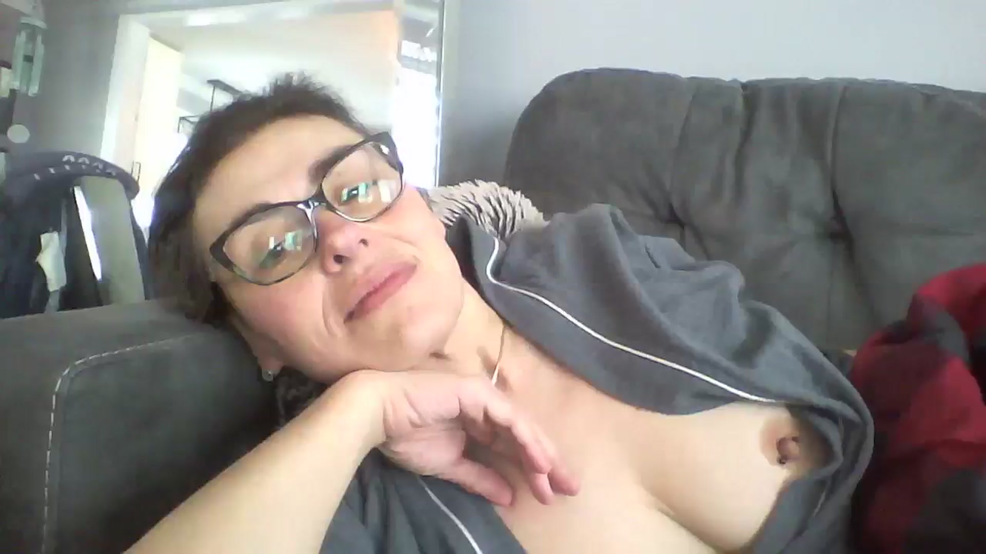 Gallery image thumbnail from MILF_Kori's myfreecams stream on, 02/16/2025, 15:52 image 6 of 20