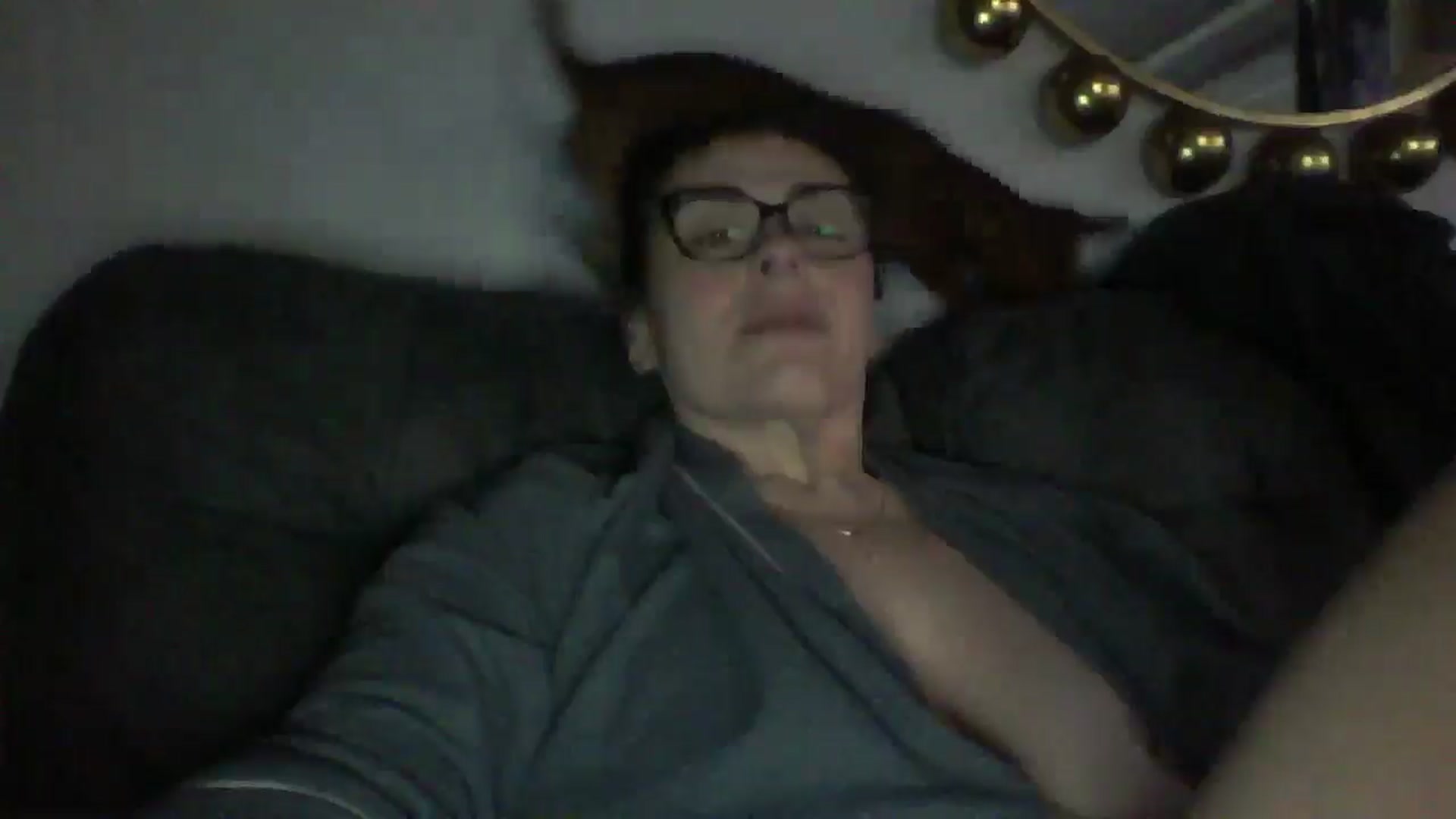 Gallery image thumbnail from MILF_Kori's myfreecams stream on, 03/09/2025, 11:49 image 14 of 20