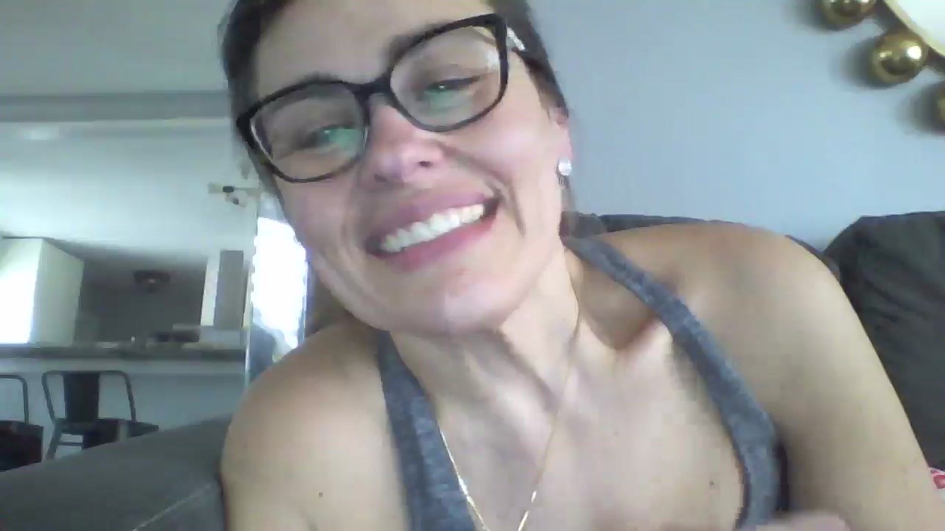 Gallery image thumbnail from MILF_Kori's myfreecams stream on, 03/15/2025, 15:46 image 4 of 20