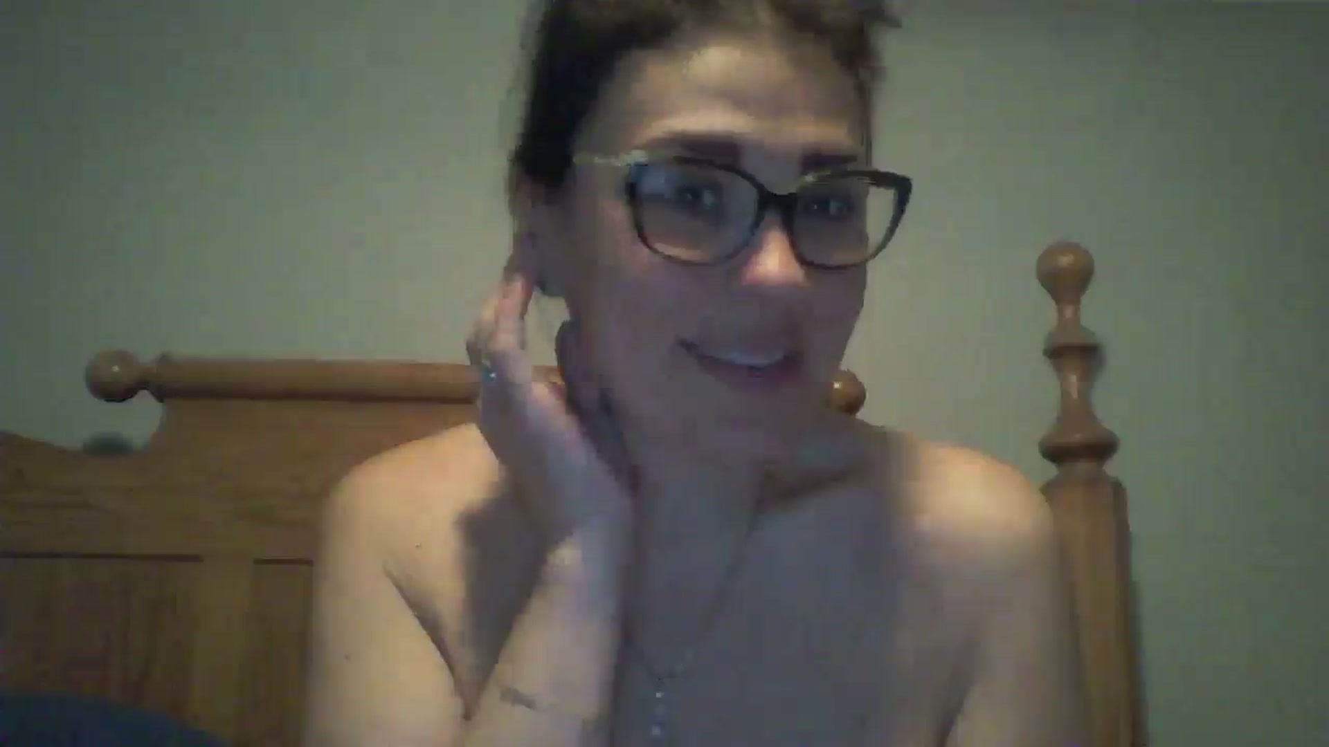 Gallery image thumbnail from MILF_Kori's myfreecams stream on, 05/13/2025, 15:55 image 3 of 20