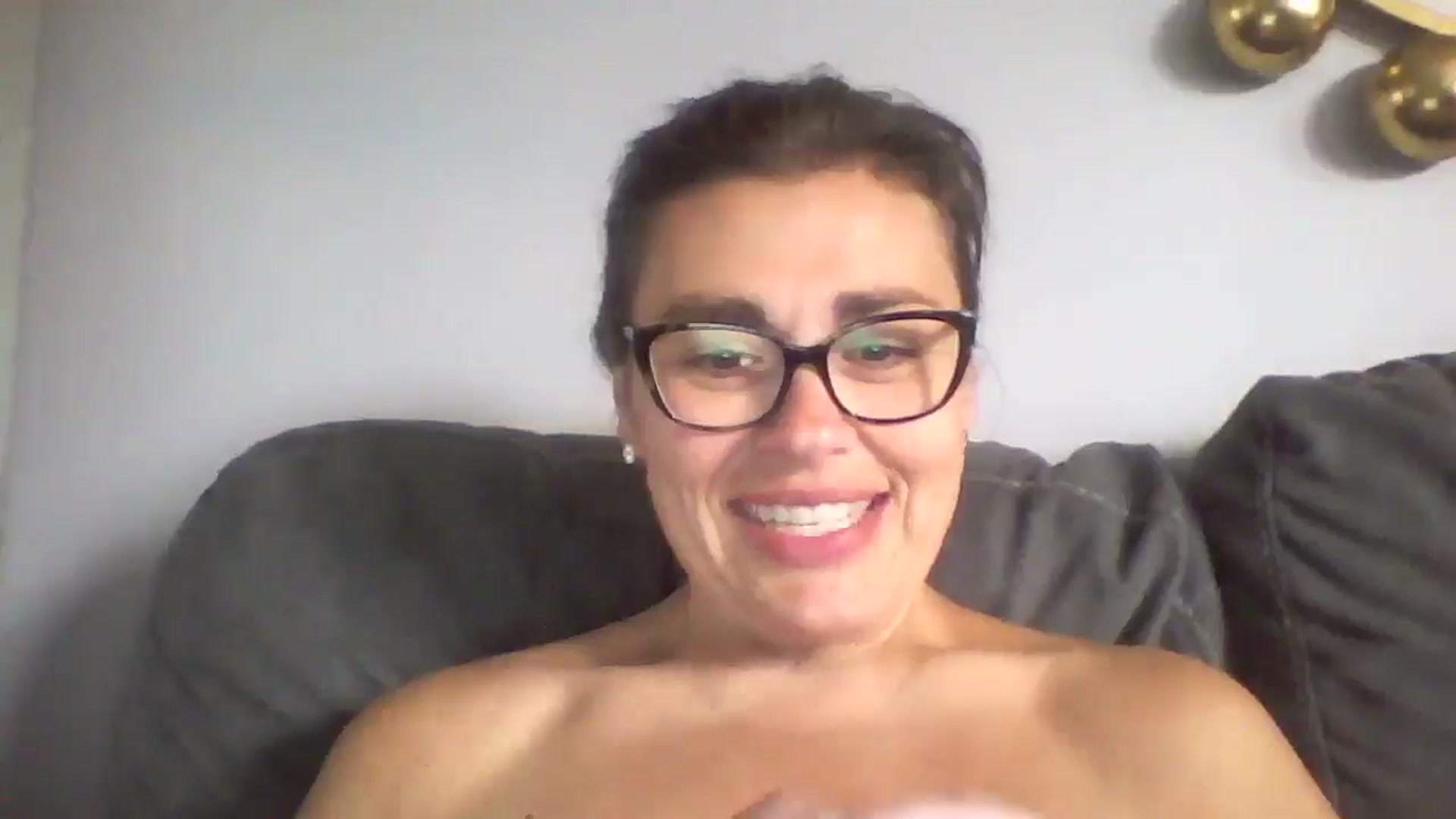 Gallery image thumbnail from MILF_Kori's myfreecams stream on, 07/27/2025, 13:10 image 11 of 20