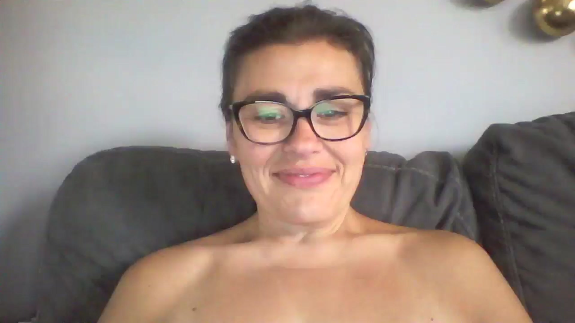 Gallery image thumbnail from MILF_Kori's myfreecams stream on, 07/27/2025, 13:10 image 2 of 20