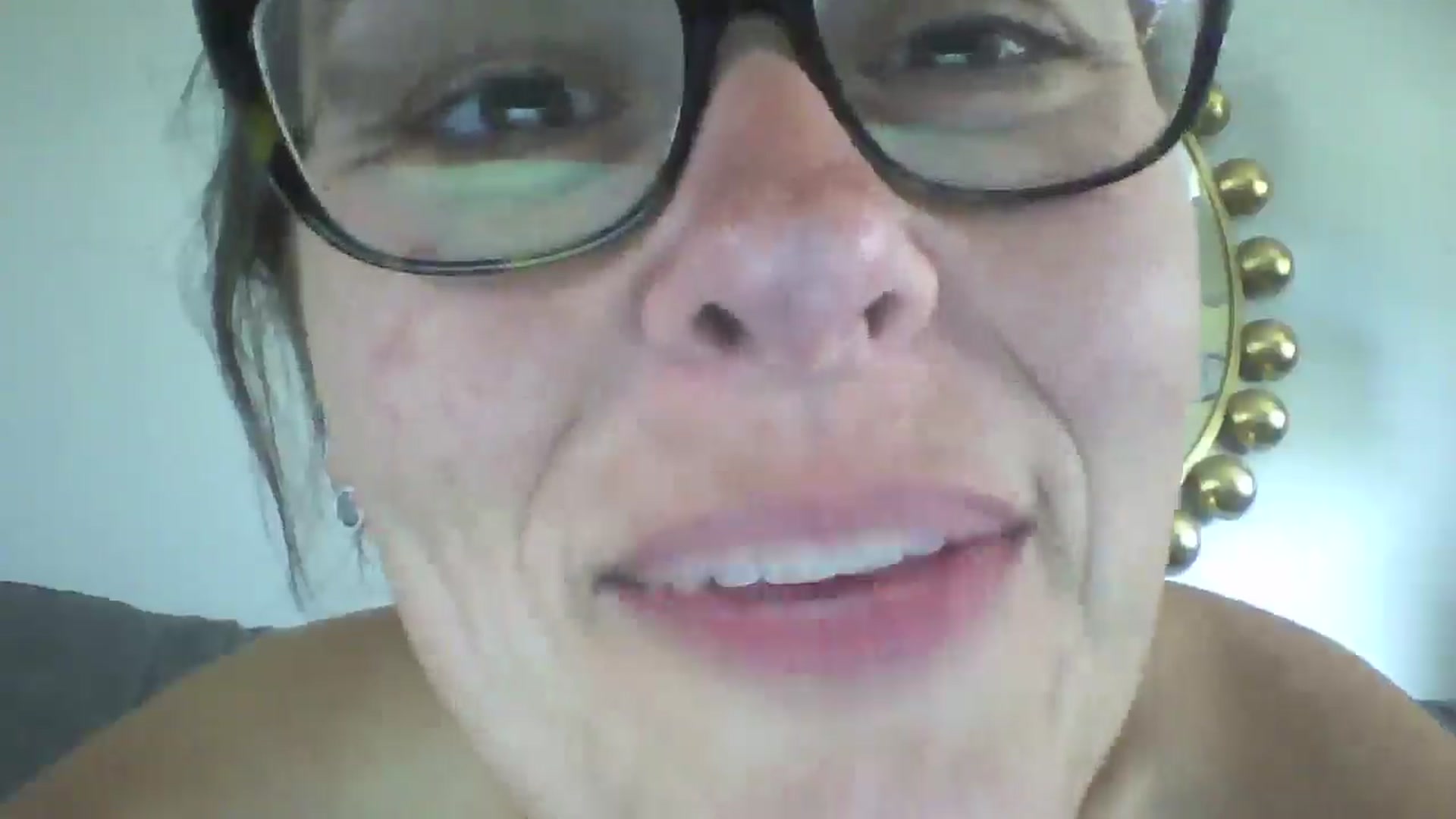Gallery image thumbnail from MILF_Kori's myfreecams stream on, 08/04/2025, 22:02 image 12 of 20