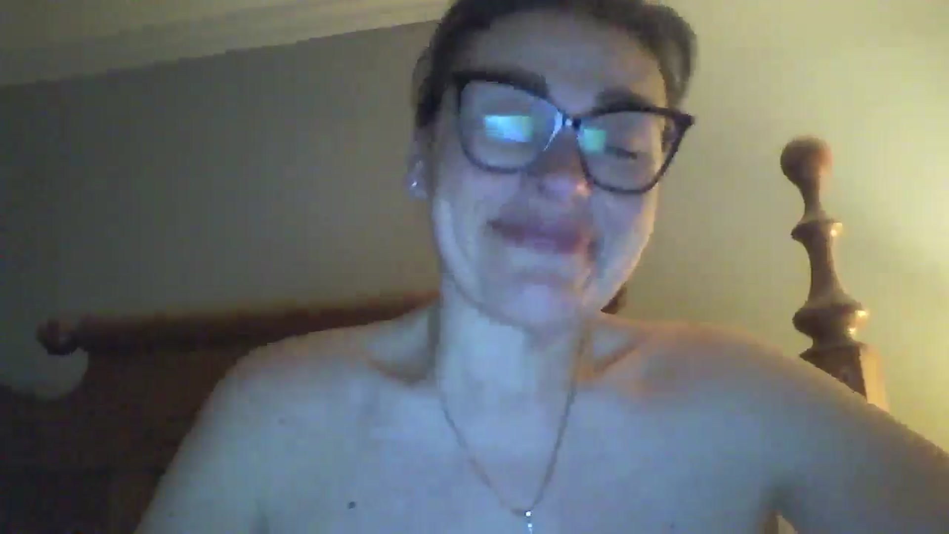 Gallery image thumbnail from MILF_Kori's myfreecams stream on, 04/16/2026, 10:20 image 15 of 20
