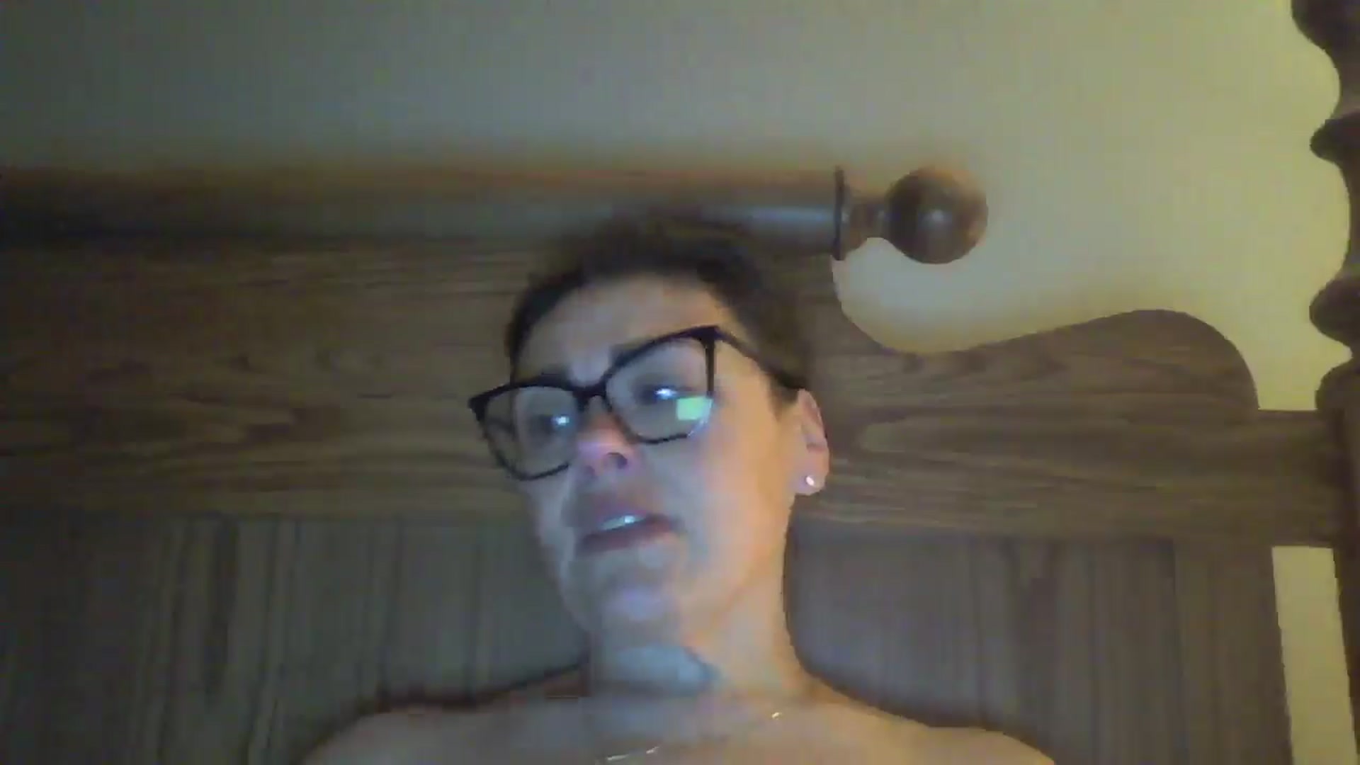 Gallery image thumbnail from MILF_Kori's myfreecams stream on, 04/16/2026, 10:20 image 5 of 20