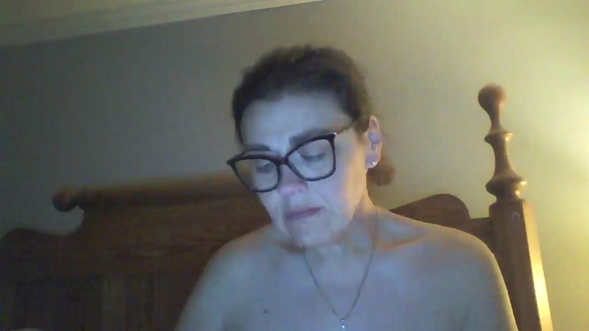 Gallery image thumbnail from MILF_Kori's myfreecams stream on, 04/17/2026, 10:09 image 13 of 20