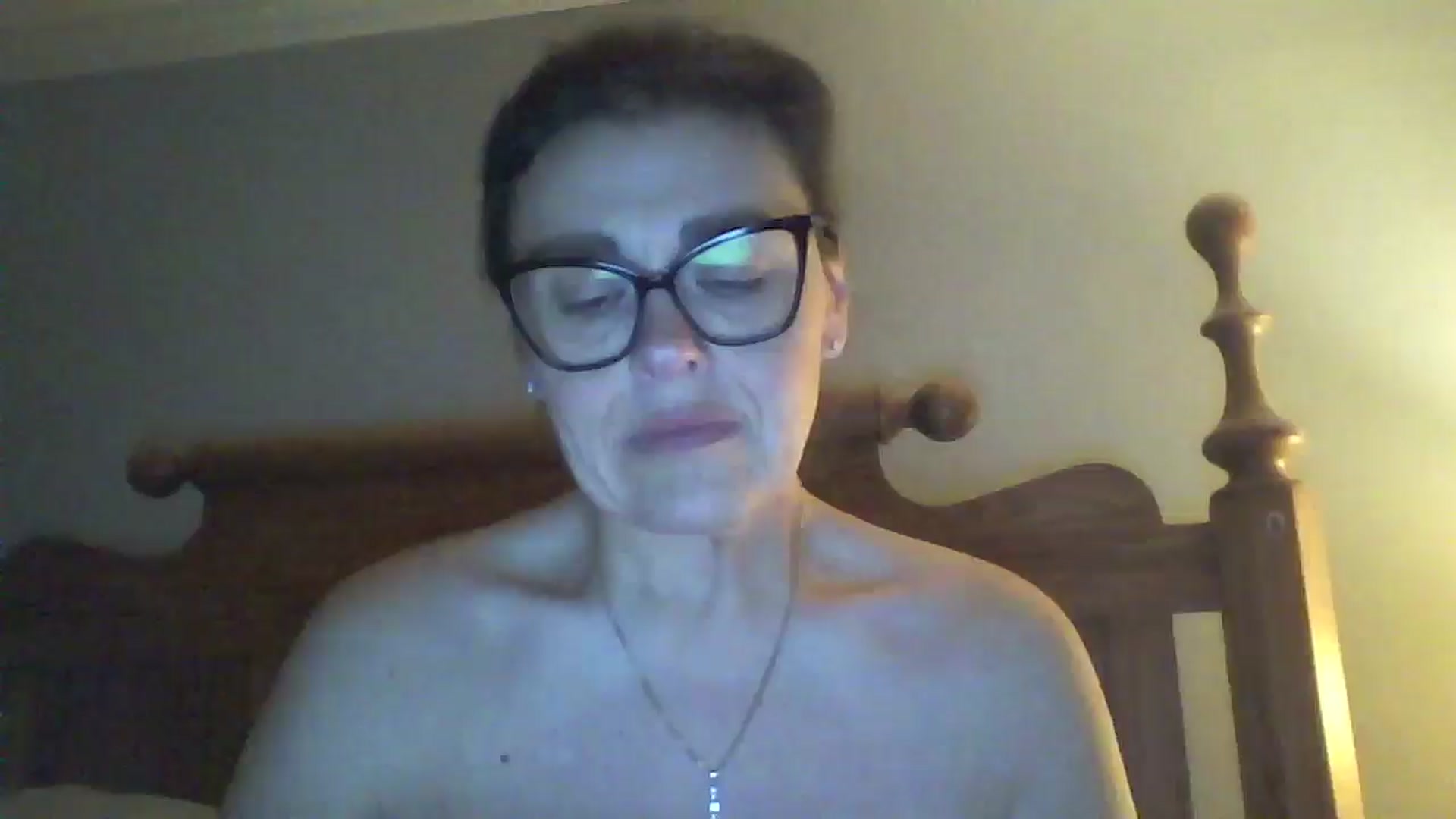 Gallery image thumbnail from MILF_Kori's myfreecams stream on, 04/17/2026, 10:09 image 12 of 20