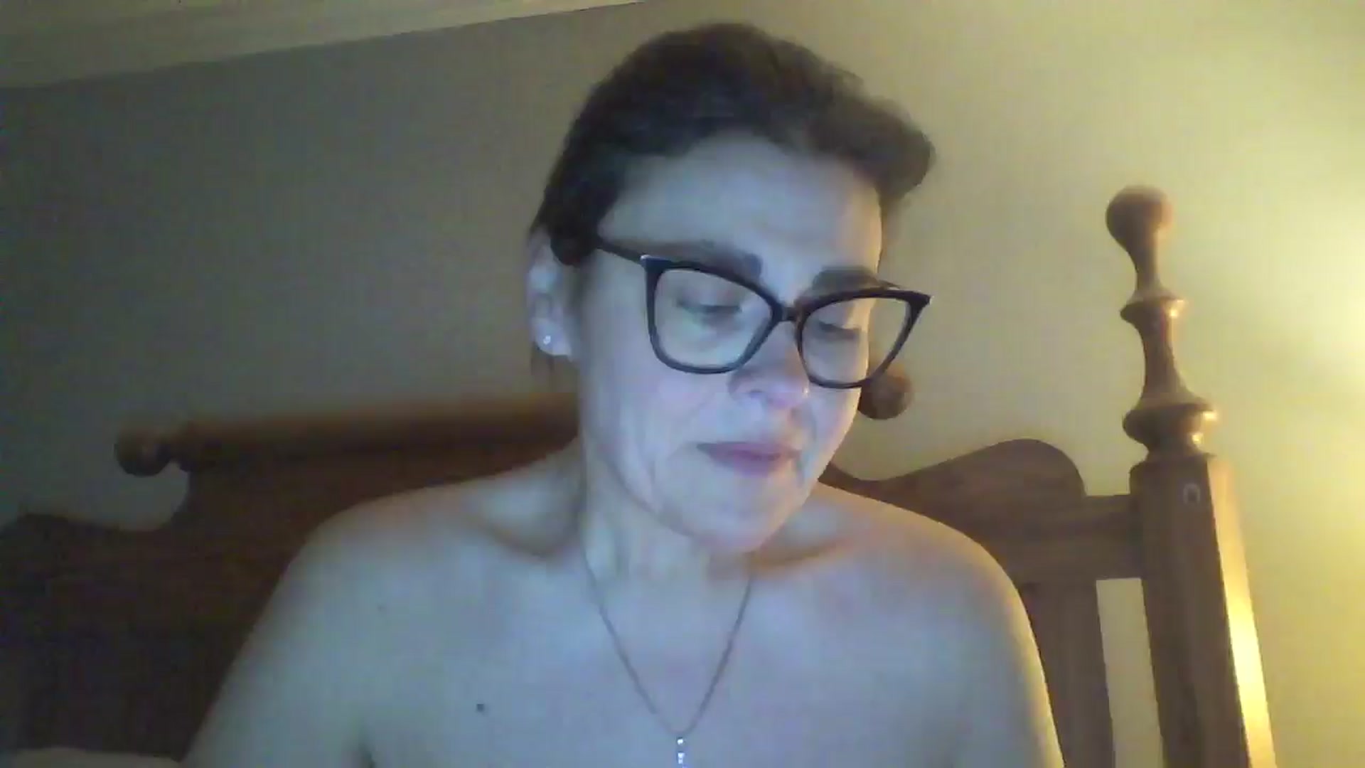 Gallery image thumbnail from MILF_Kori's myfreecams stream on, 04/17/2026, 10:09 image 8 of 20
