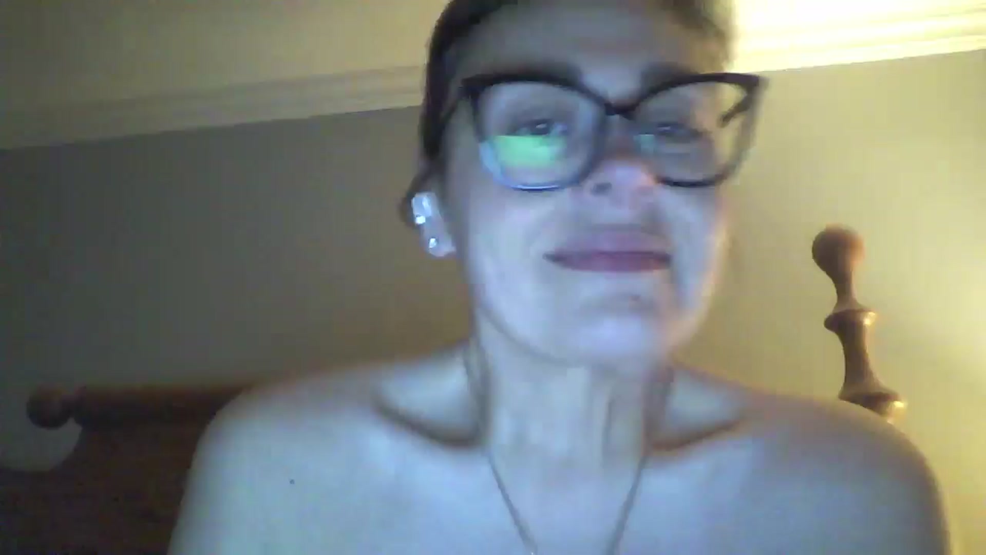 Gallery image thumbnail from MILF_Kori's myfreecams stream on, 04/17/2026, 11:28 image 1 of 20