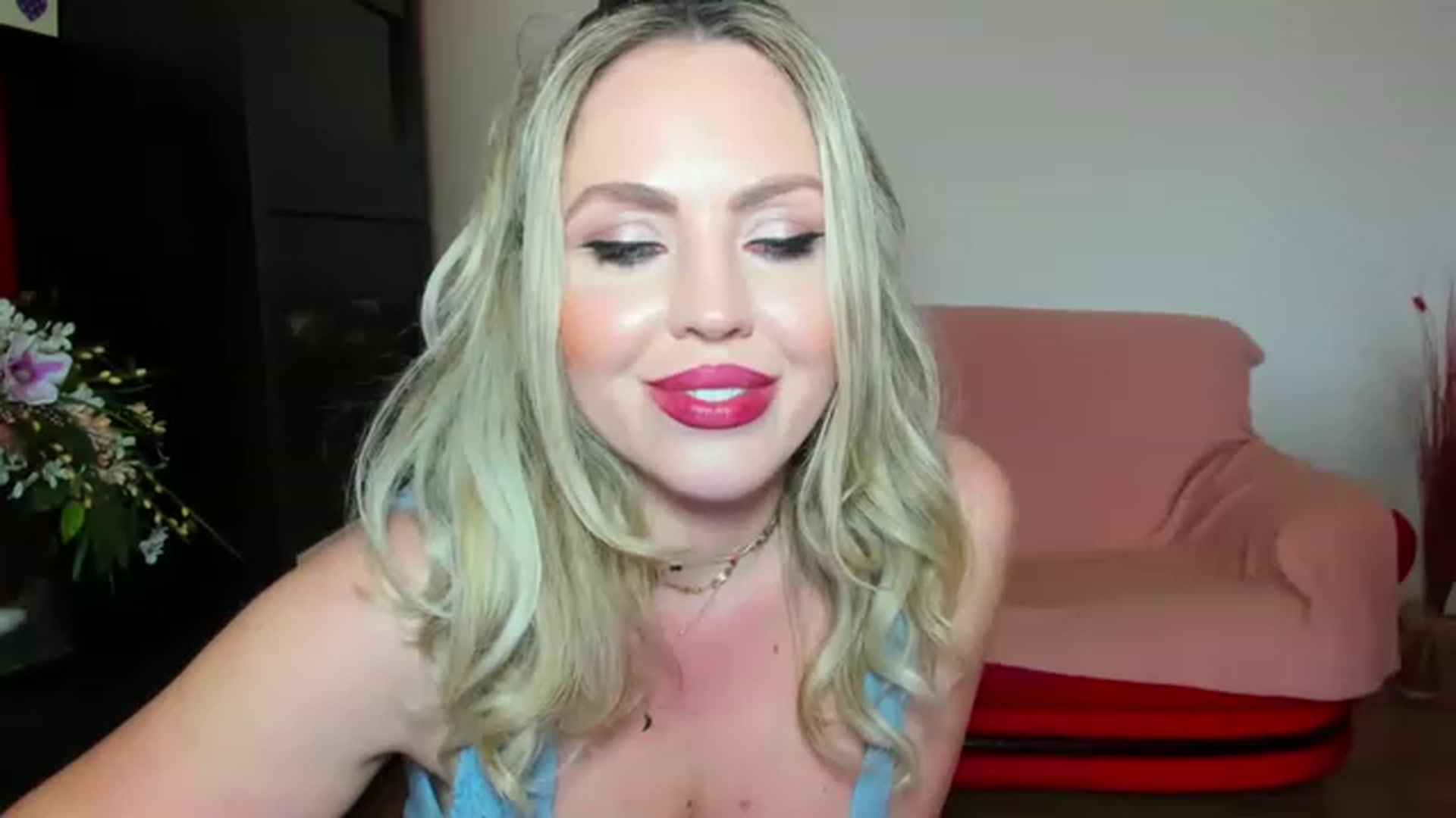 Gallery image thumbnail from MISS_JOY99's myfreecams stream on, 05/13/2023, 13:15 image 16 of 20