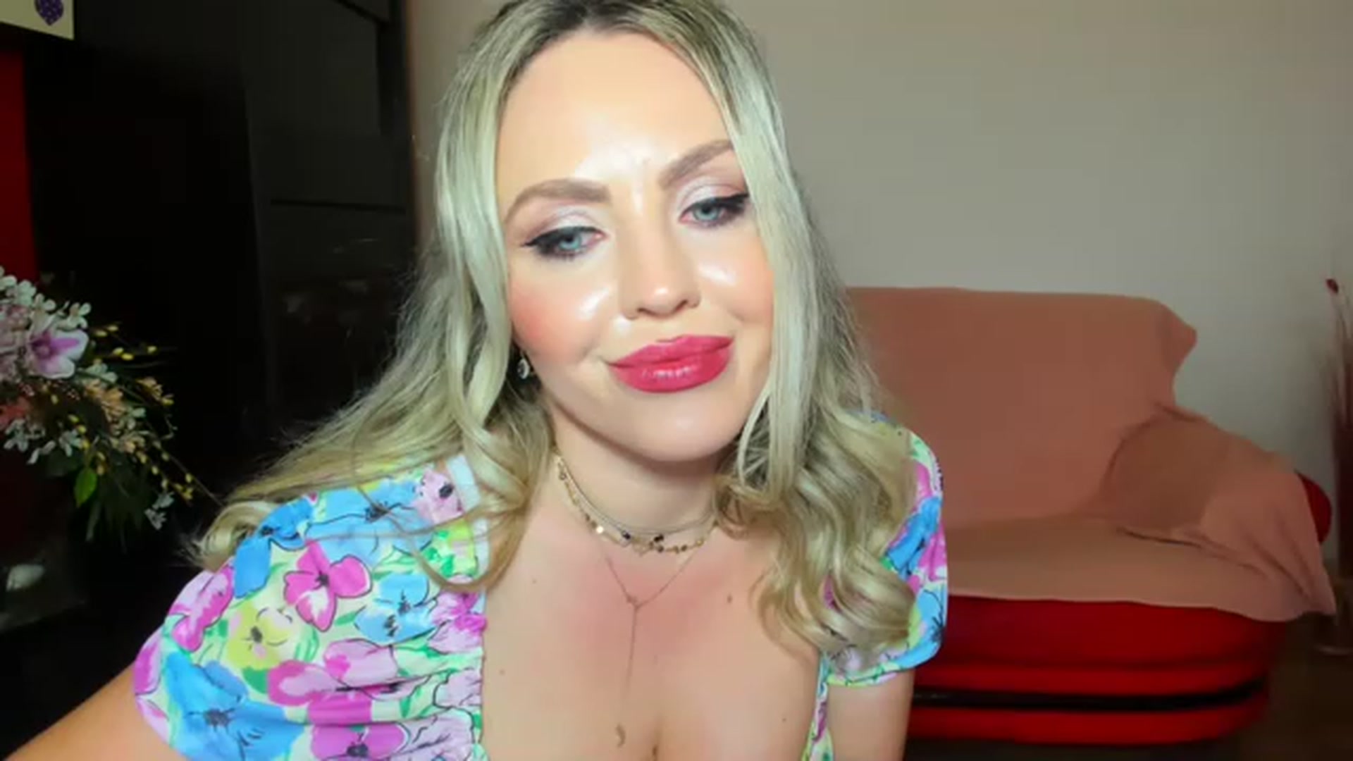 Gallery image thumbnail from MISS_JOY99's myfreecams stream on, 05/21/2023, 15:13 image 7 of 20