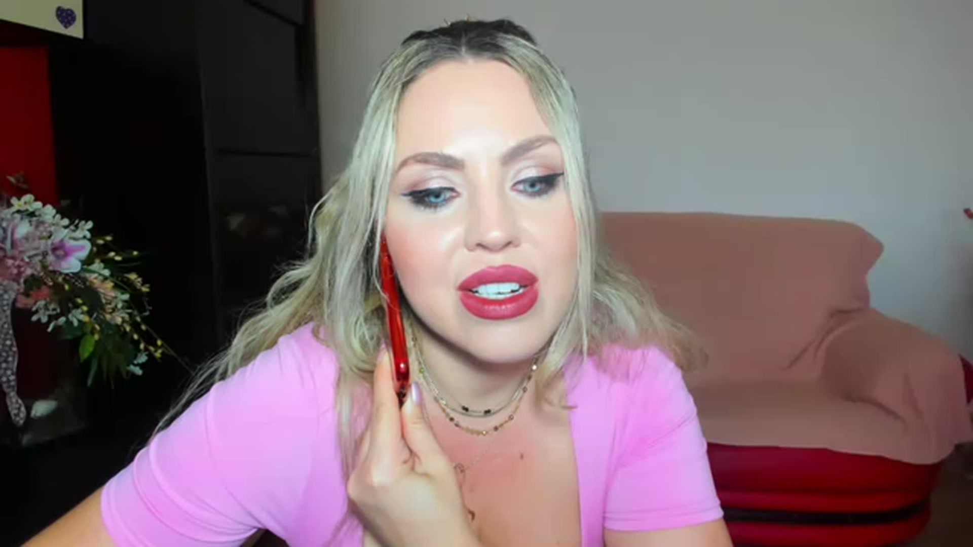 Gallery image thumbnail from MISS_JOY99's myfreecams stream on, 05/31/2023, 13:54 image 15 of 20
