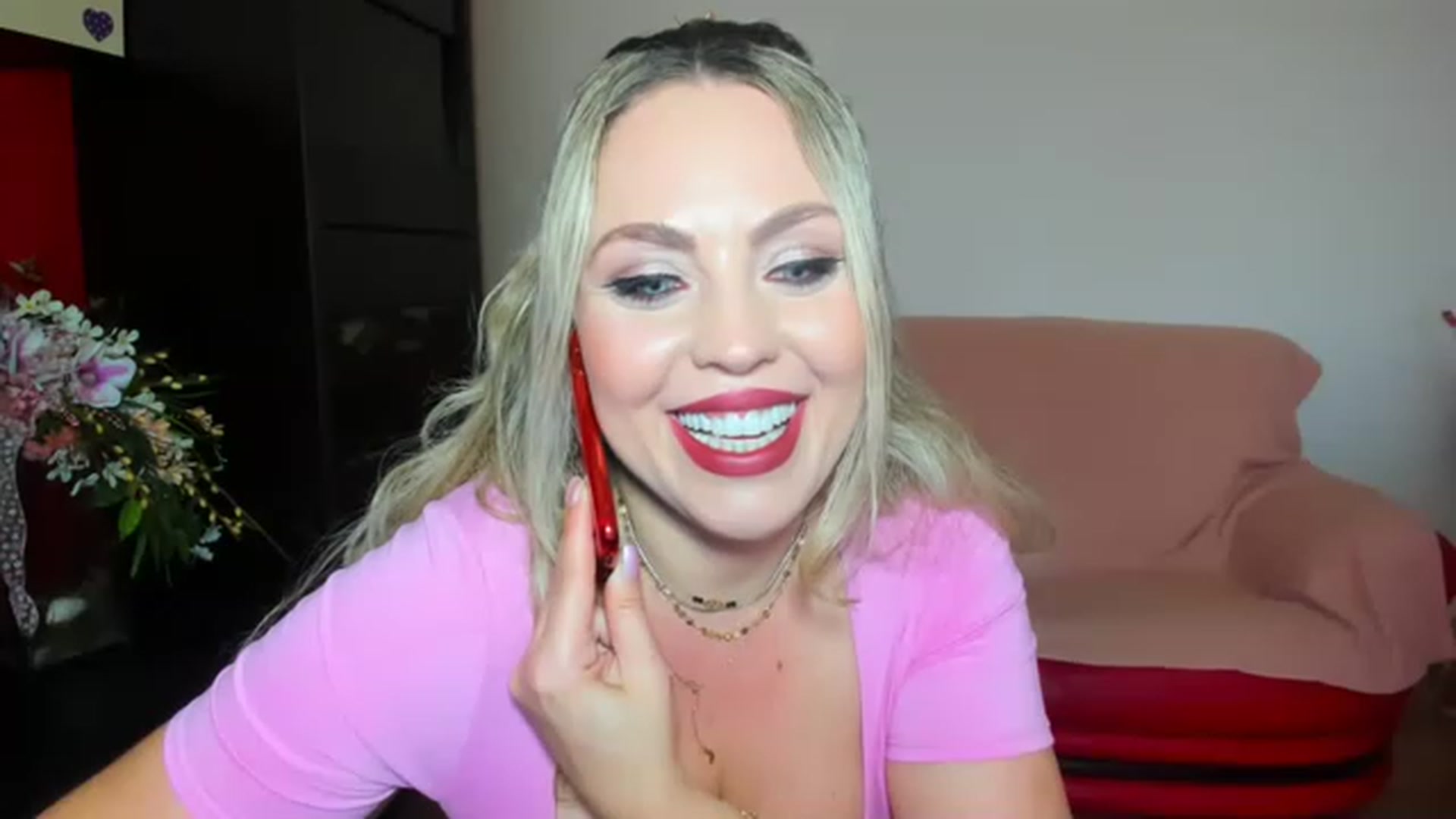 Gallery image thumbnail from MISS_JOY99's myfreecams stream on, 05/31/2023, 13:54 image 16 of 20