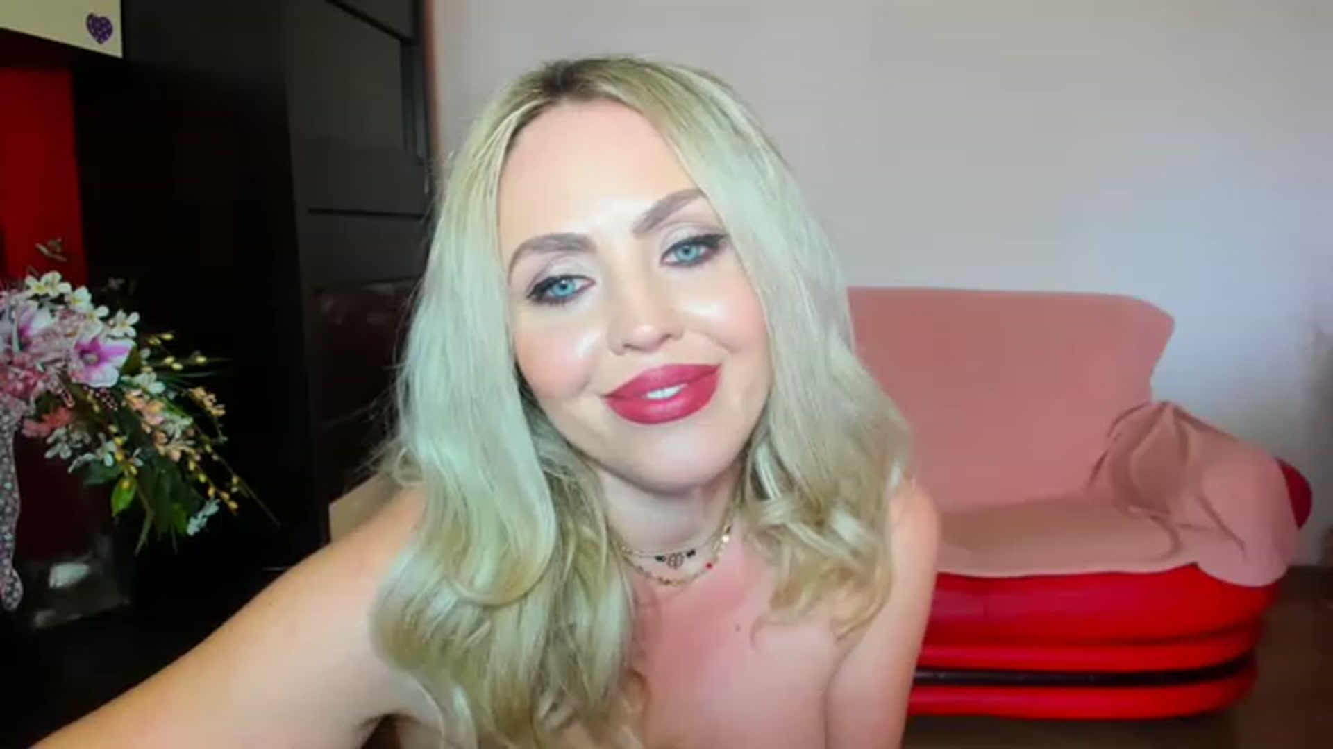 Gallery image thumbnail from MISS_JOY99's myfreecams stream on, 06/17/2023, 14:58 image 15 of 20