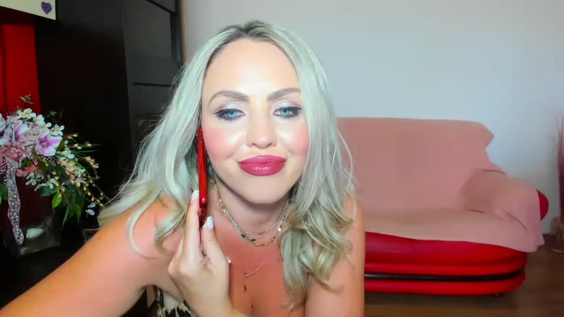 Gallery image thumbnail from MISS_JOY99's myfreecams stream on, 06/27/2023, 13:19 image 15 of 20